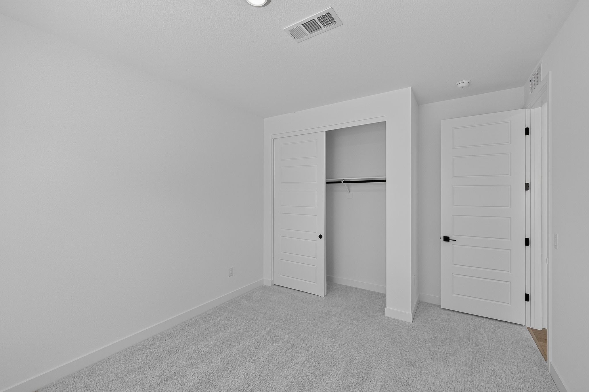 16 664 S Cecita Wy Edit