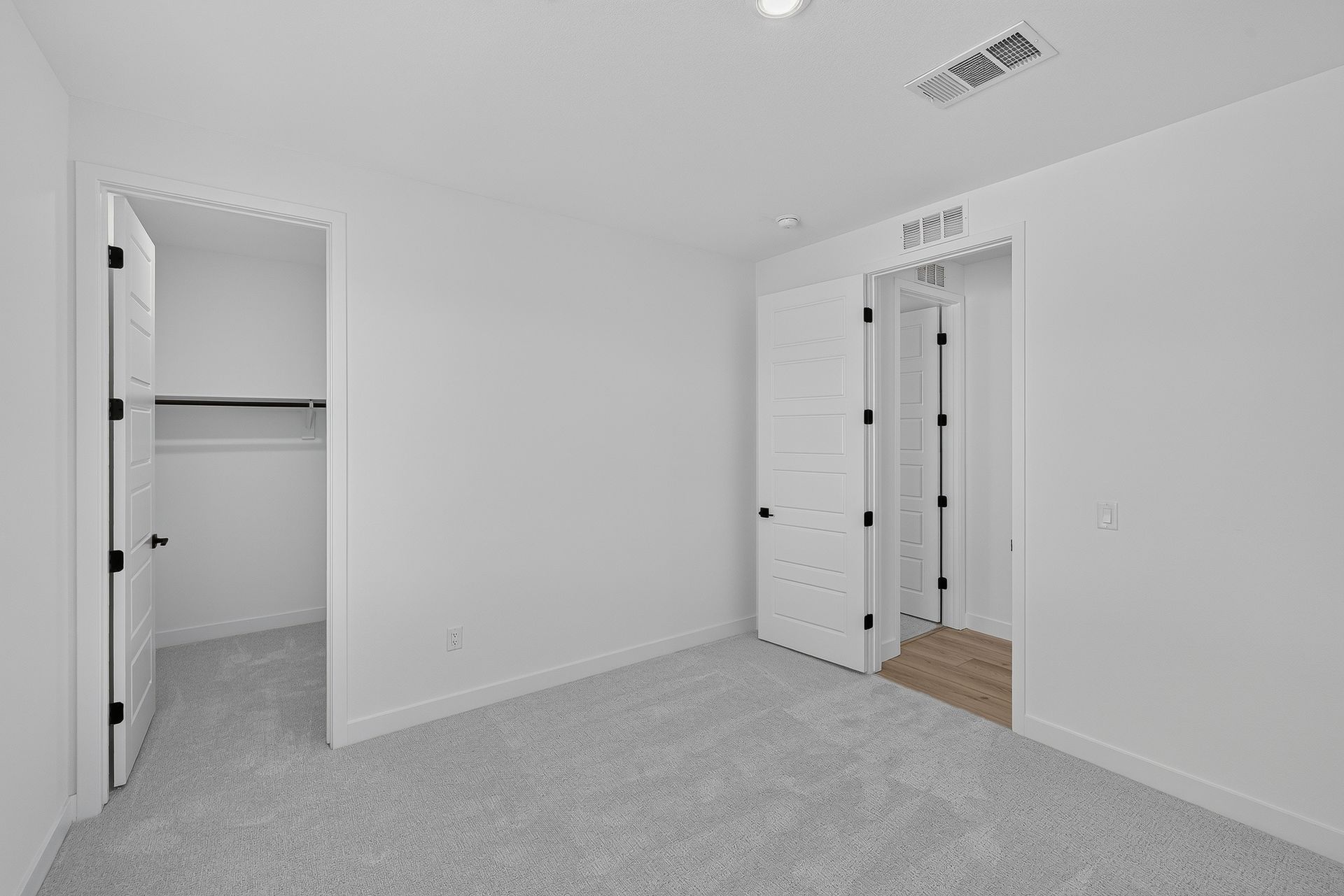 17 664 S Cecita Wy Edit