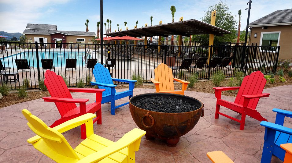 Harvest Limoneira Amenity Firepit 1of2
