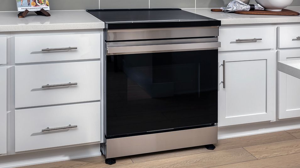 Courts Meadowood Res2 EI Kitchen Range