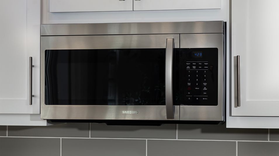 Parks Meadowood Res1 EI Kitchen Microwave