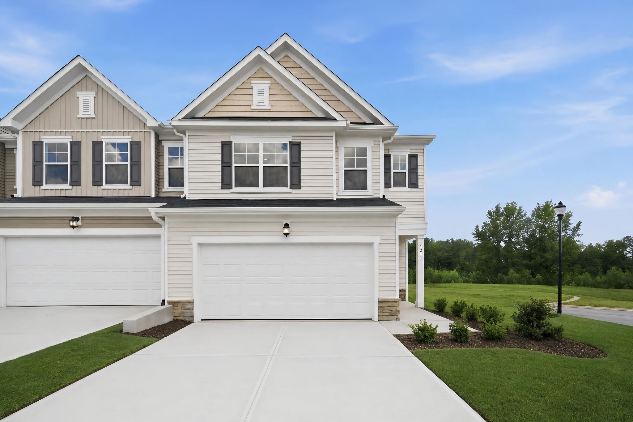 1211 BLUE DASHER LN (Coleman)