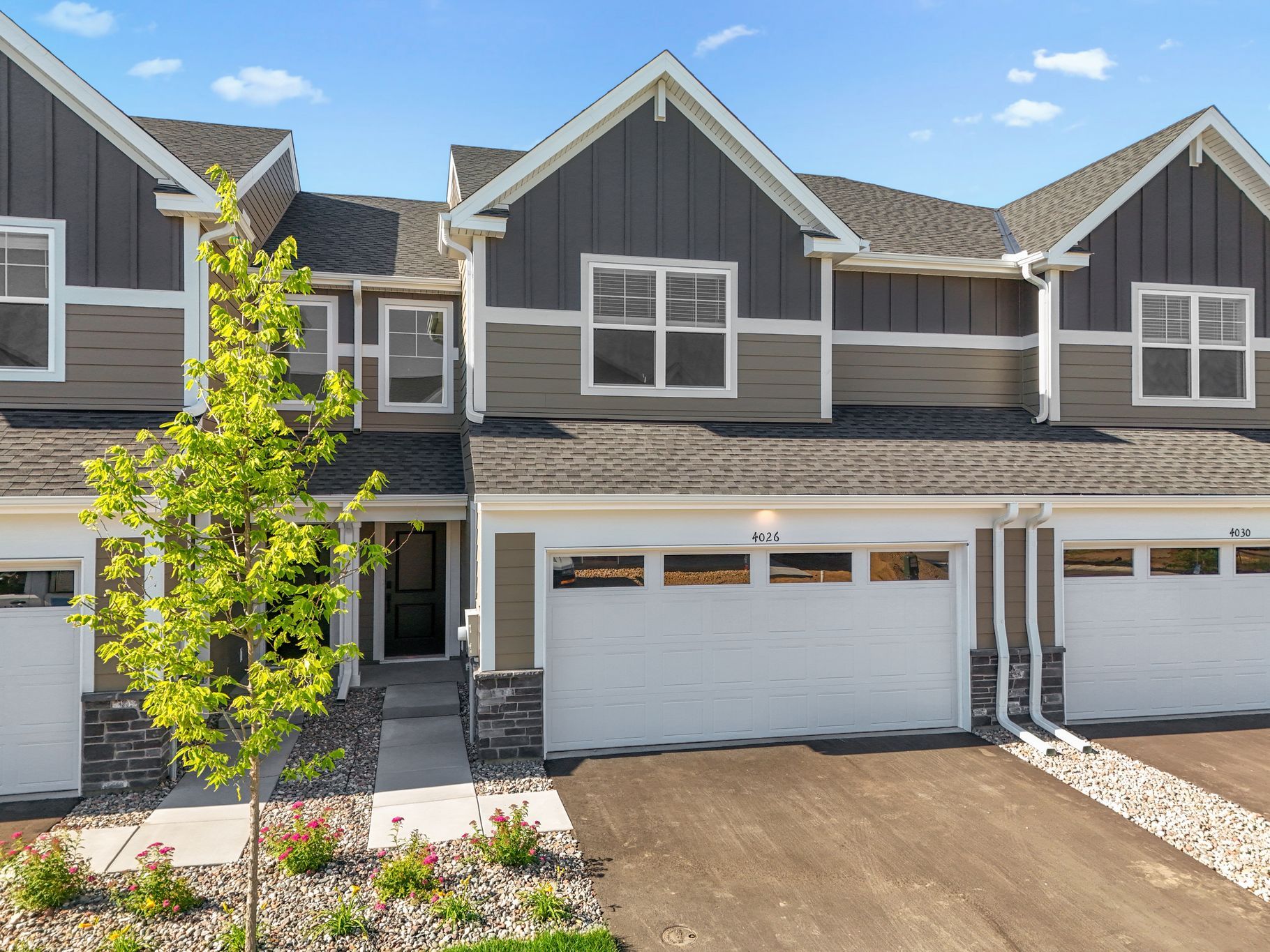 Raleigh - Willowbrooke - Liberty Collection: Oakdale, Minnesota - Lennar
