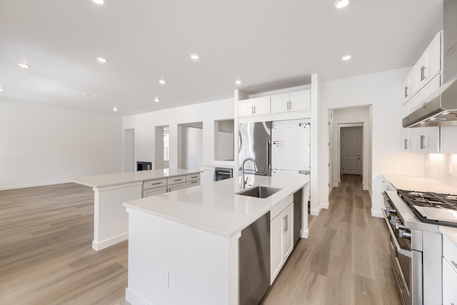 4212 Buttongrass Trl   Web Quality   005   05 Kitchen