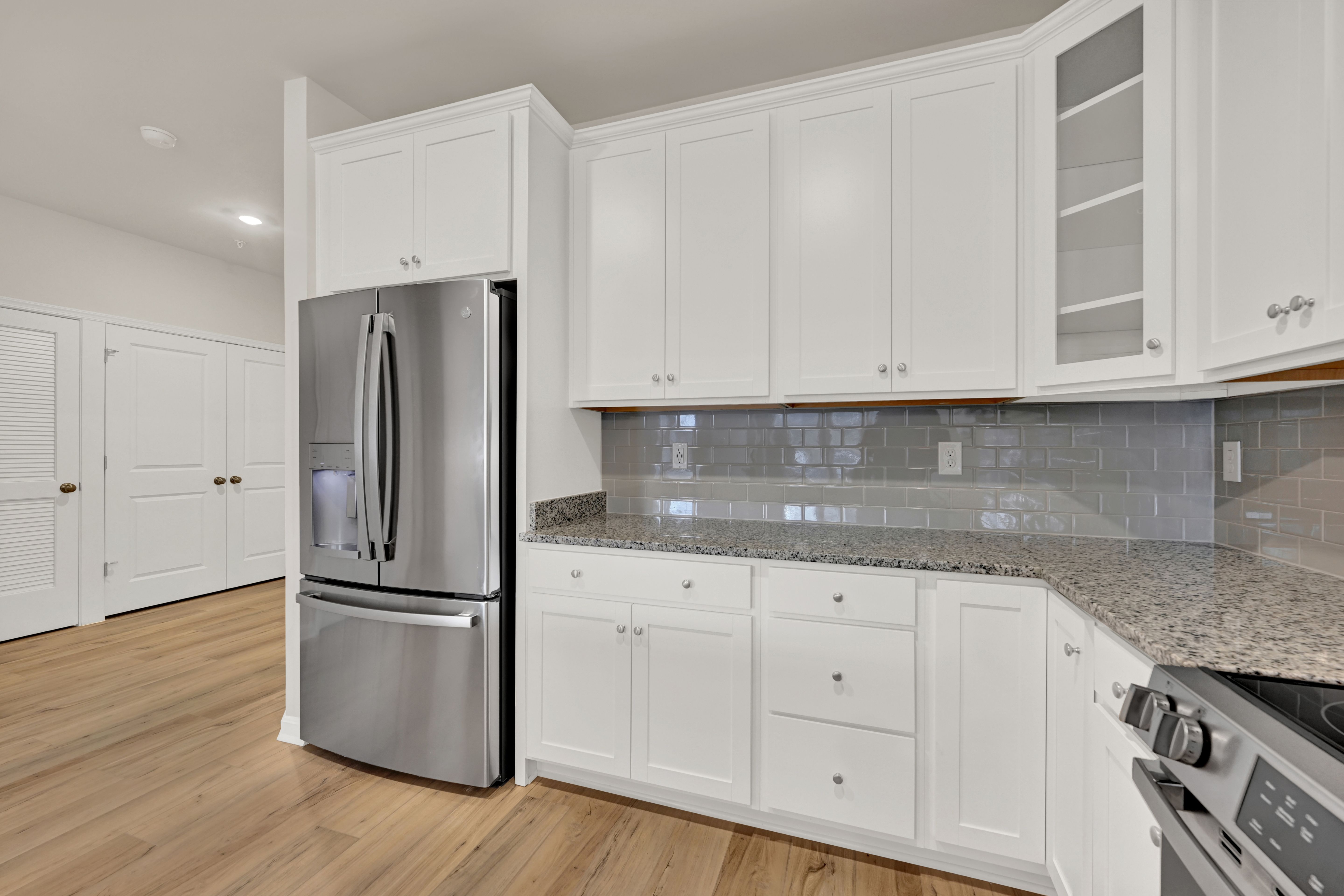 Beechfield Manors55+ Daisy Kitchen 7of11