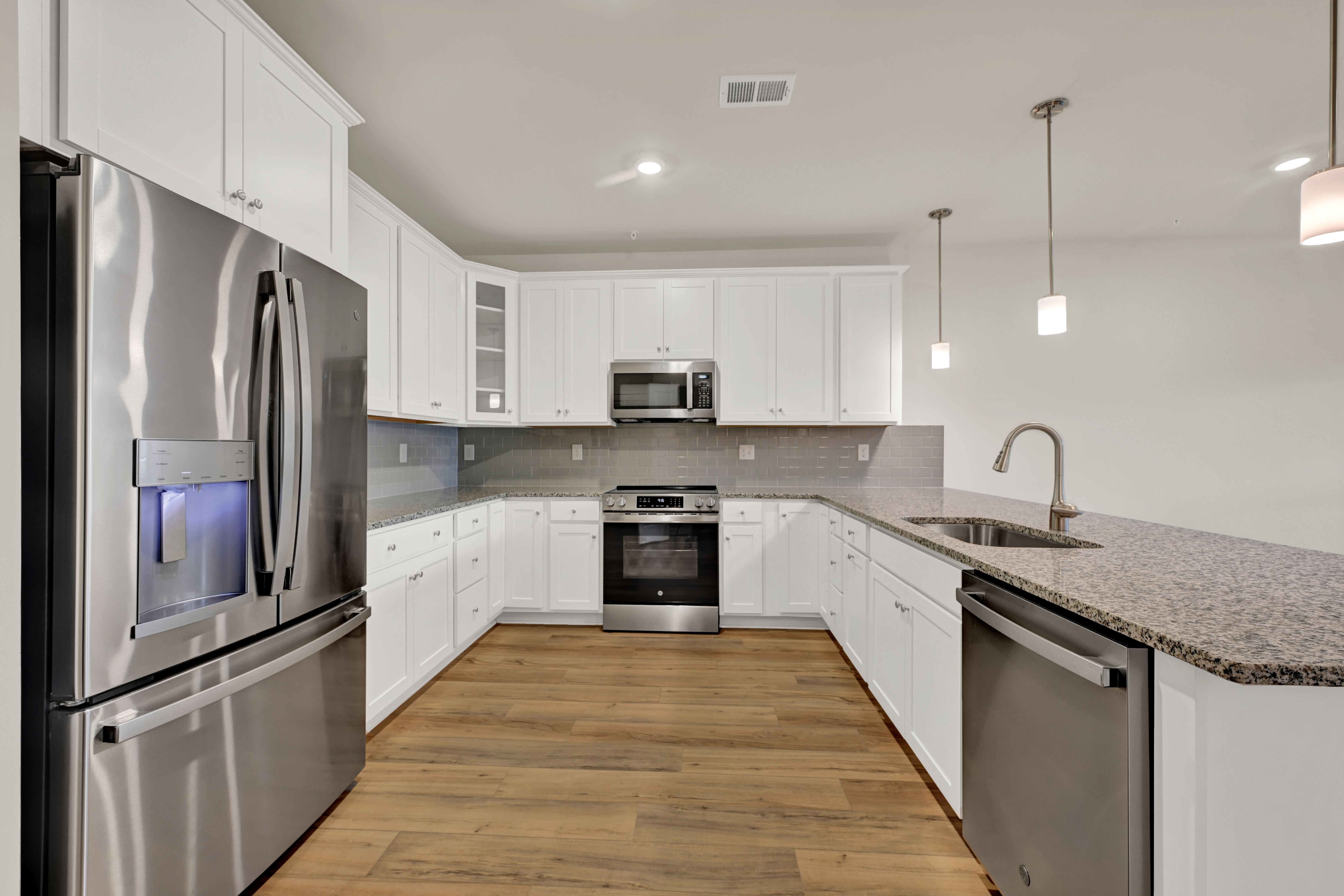 Beechfield Manors55+ Daisy Kitchen 11of11