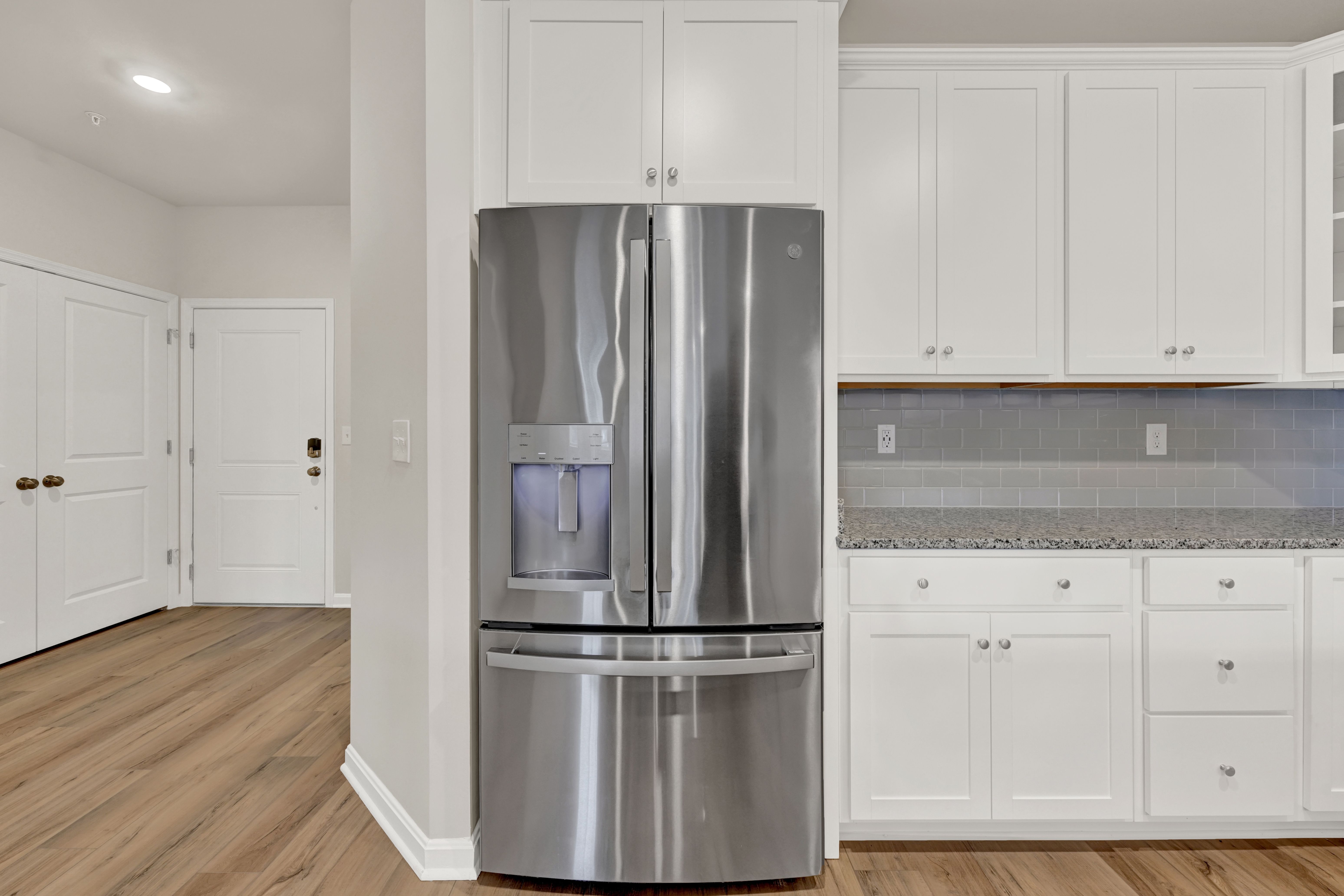 Beechfield Manors55+ Daisy EI Fridge 2of2