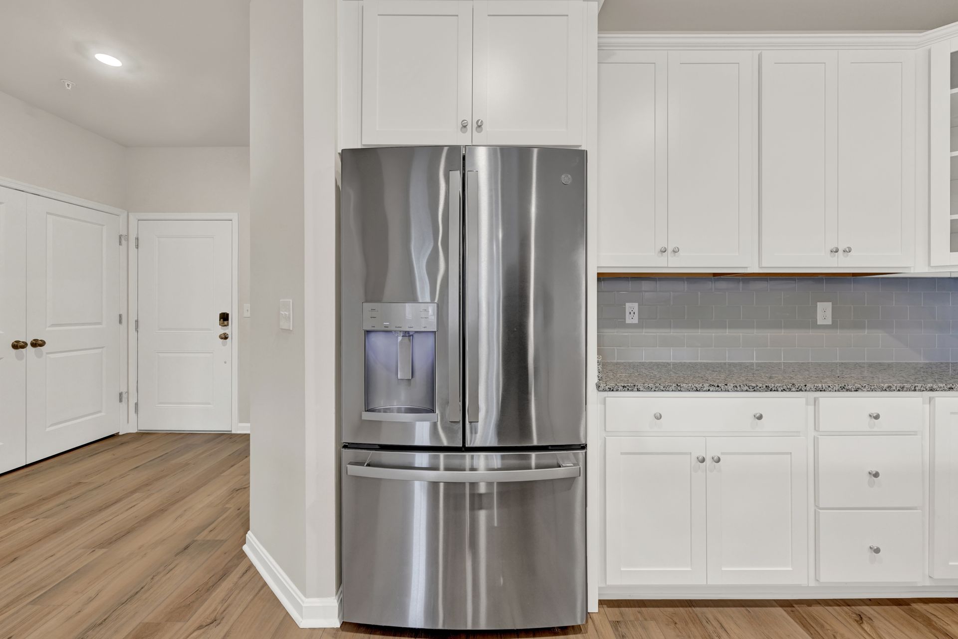 Beechfield Manors55+ Daisy EI Fridge 2of2