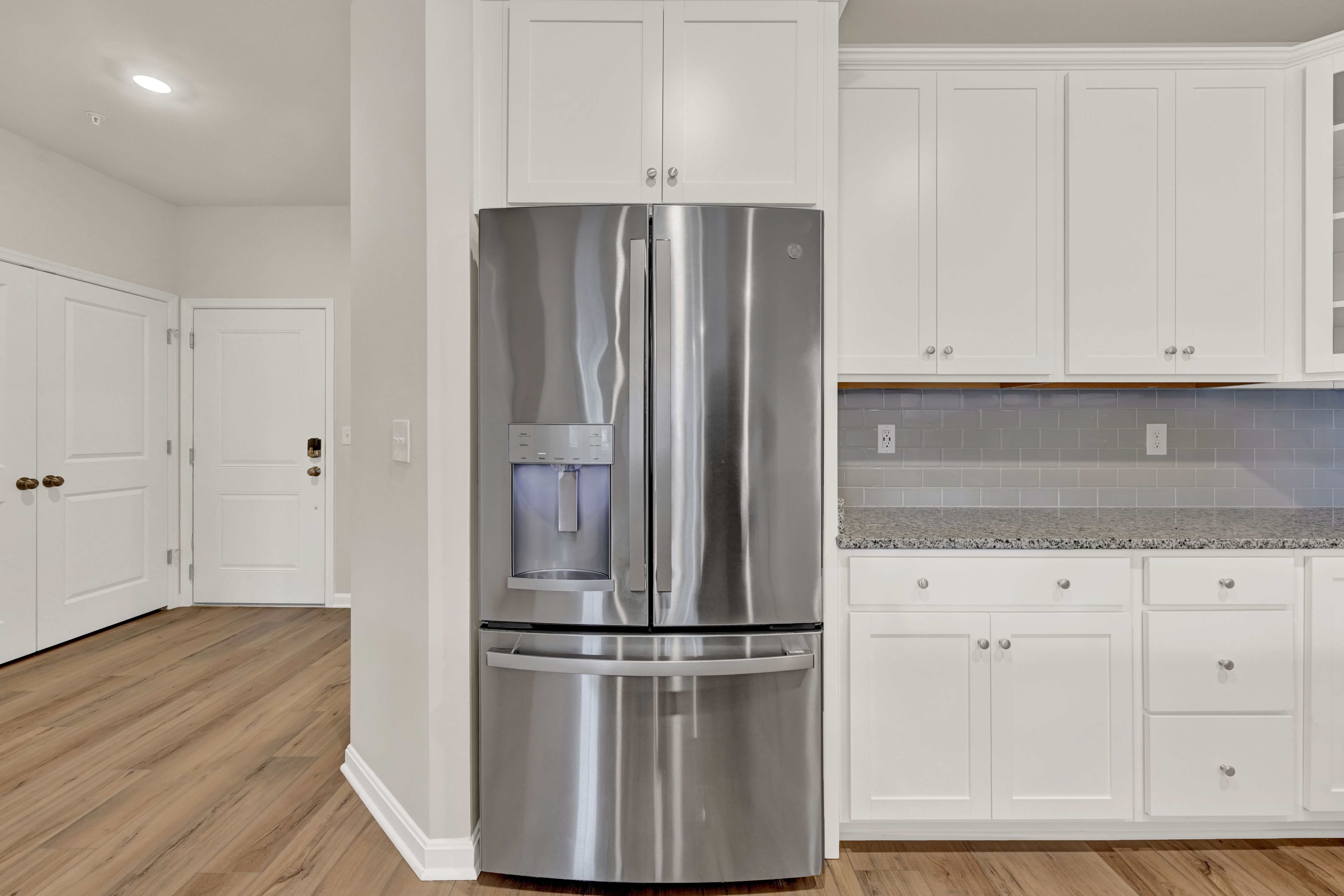 Beechfield Manors55+ Daisy EI Fridge 2of2