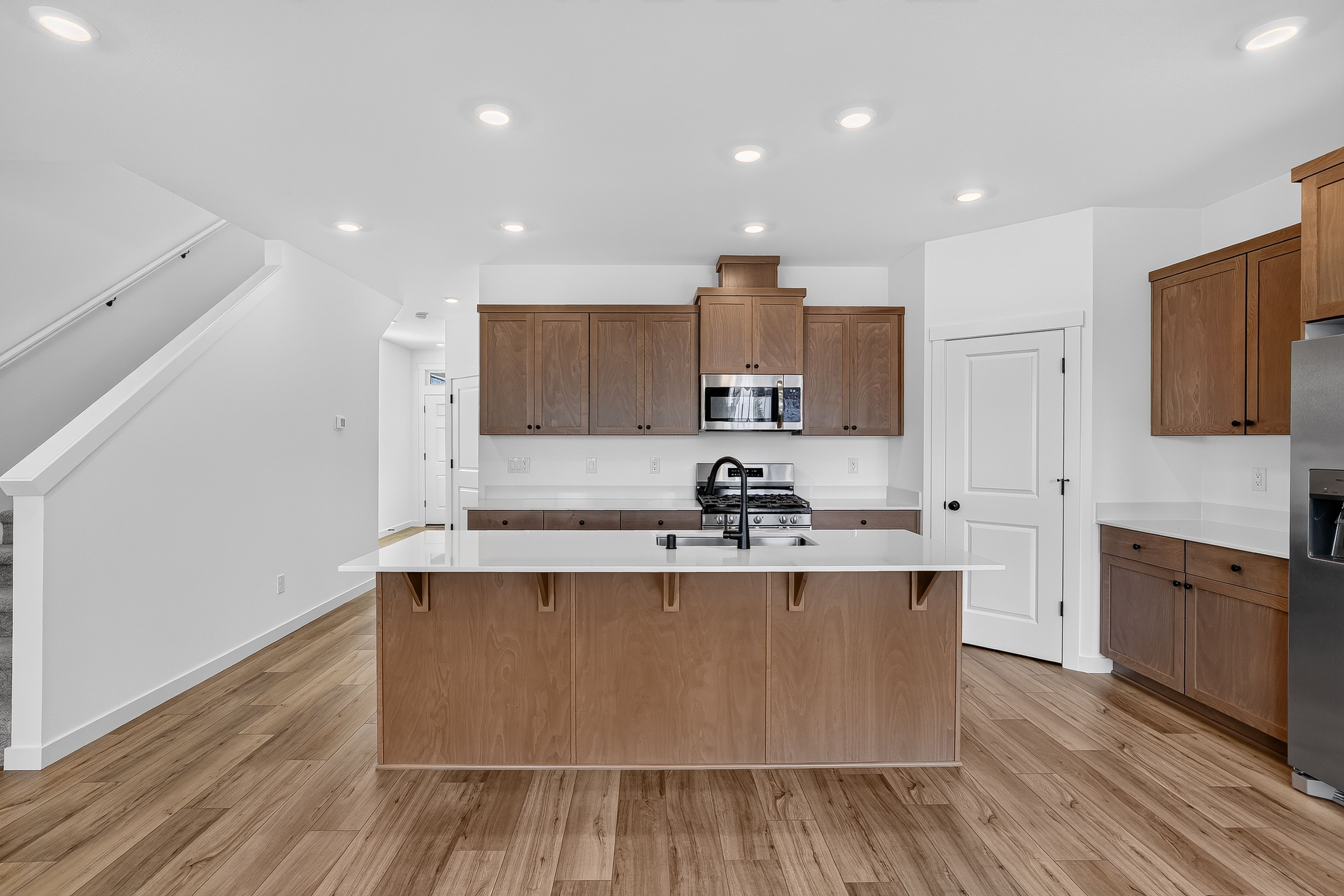 Alderand Ash Charlotte 14