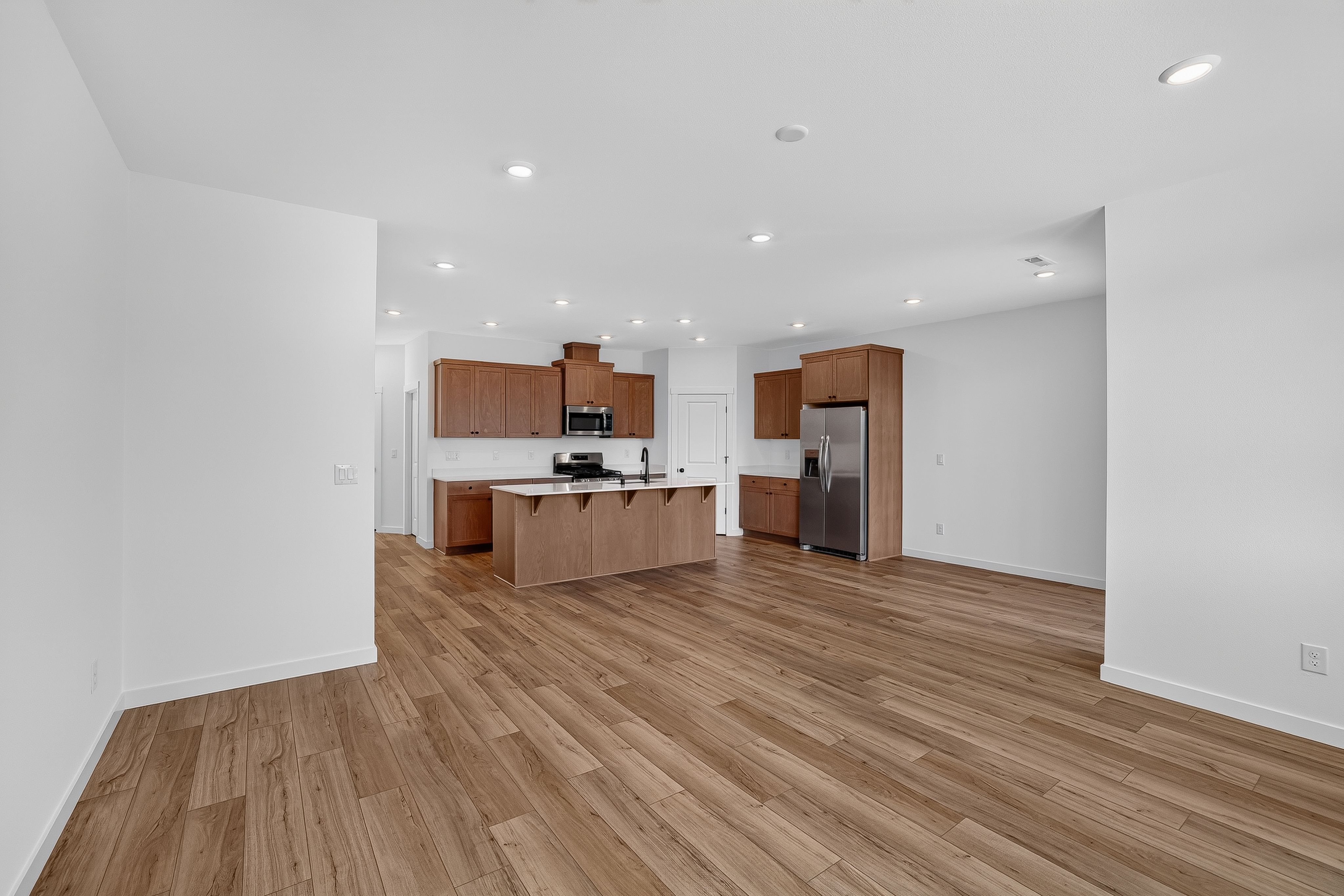 Alderand Ash Charlotte 8