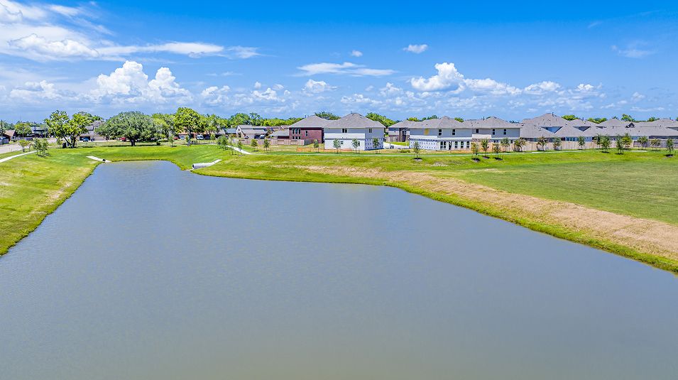 Riverwood Ranch Amenity Pond