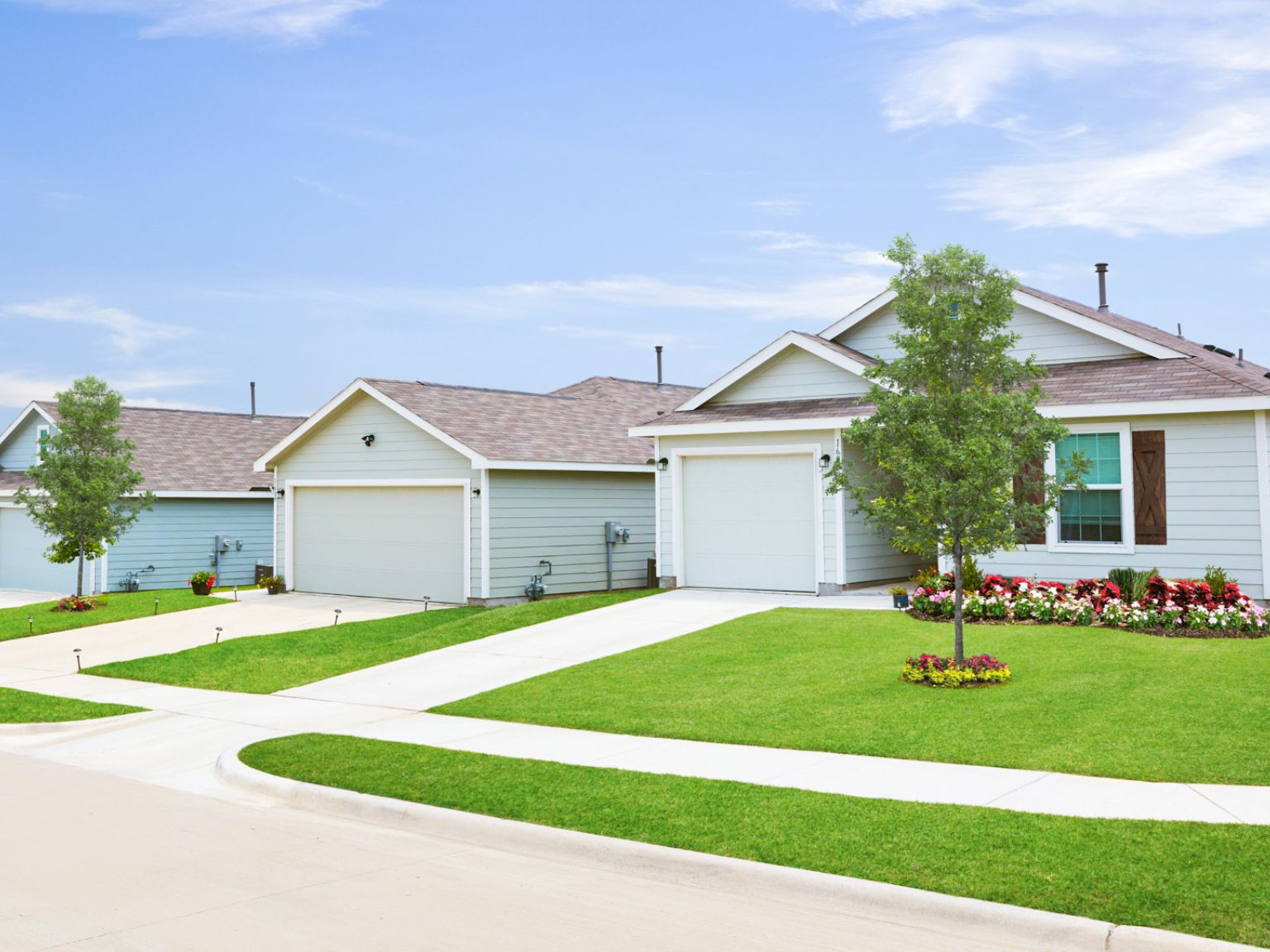 Zillow Listings   Images (16)