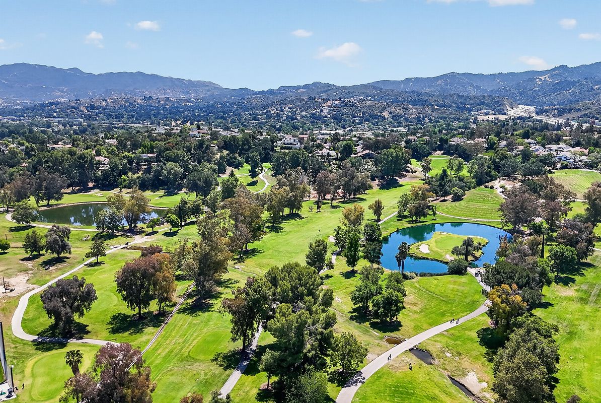 Santa Clarita Vista Valencia Golf Course 2of3