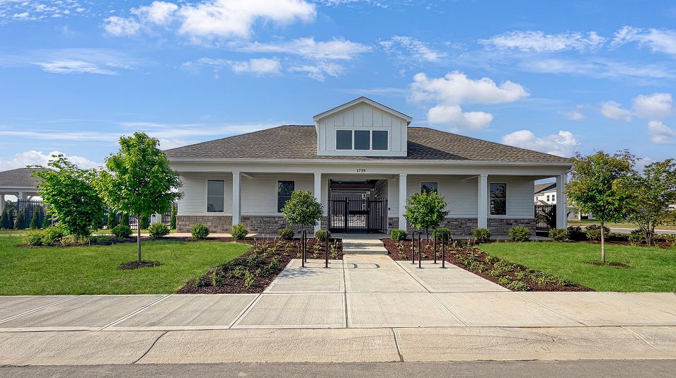 Ravinia Amenity Pool House