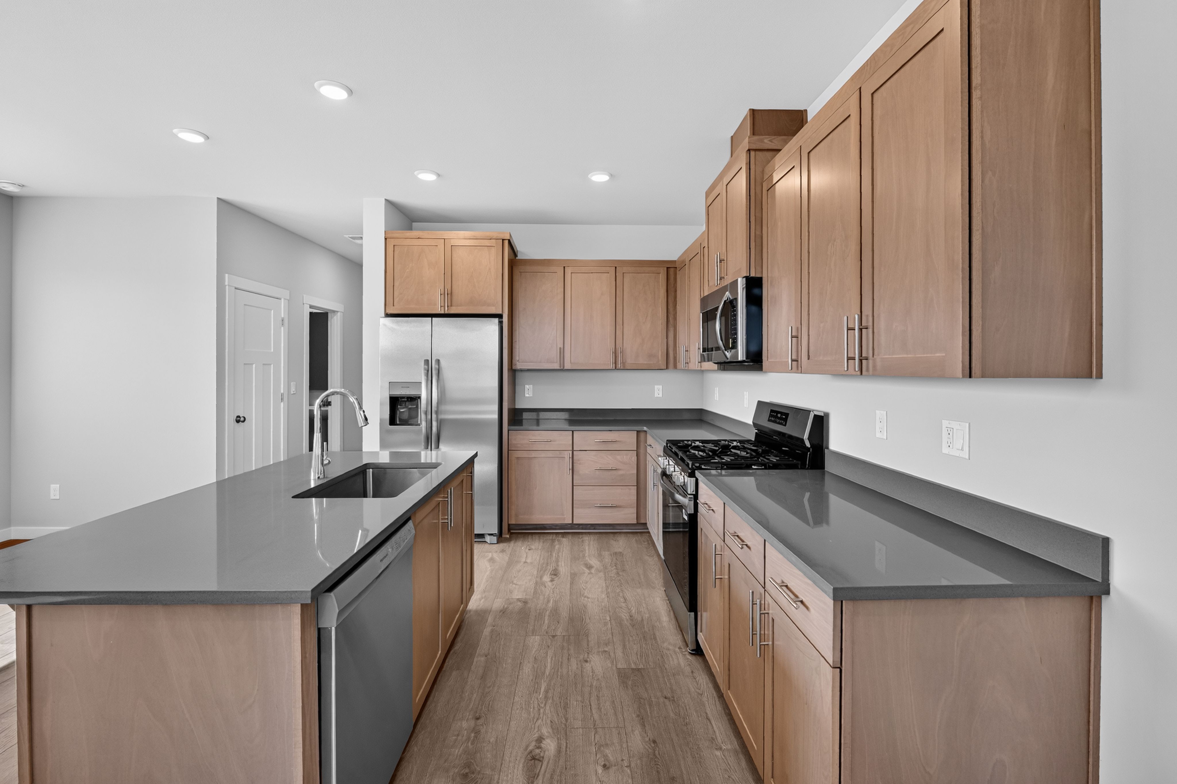 121 West Brookings 19
