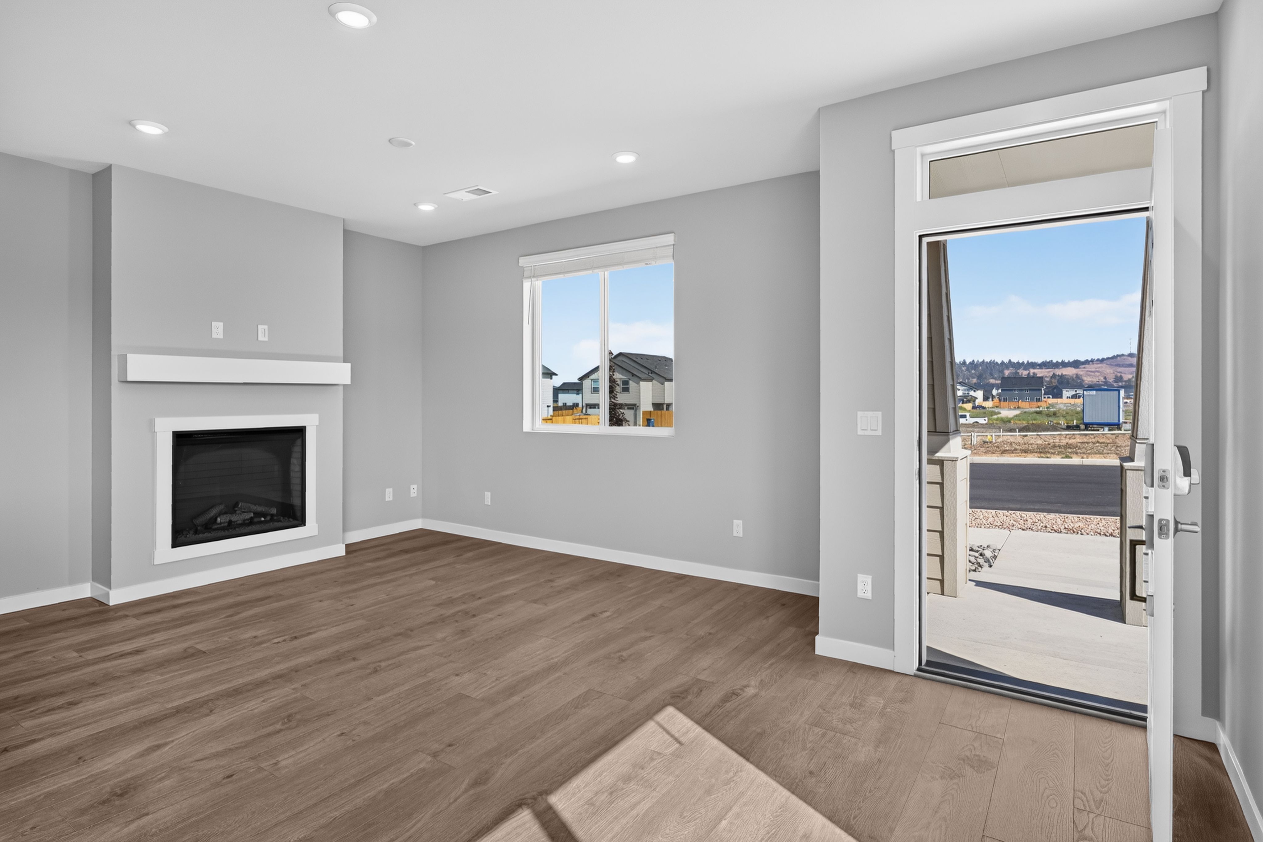 121 West Brookings 1