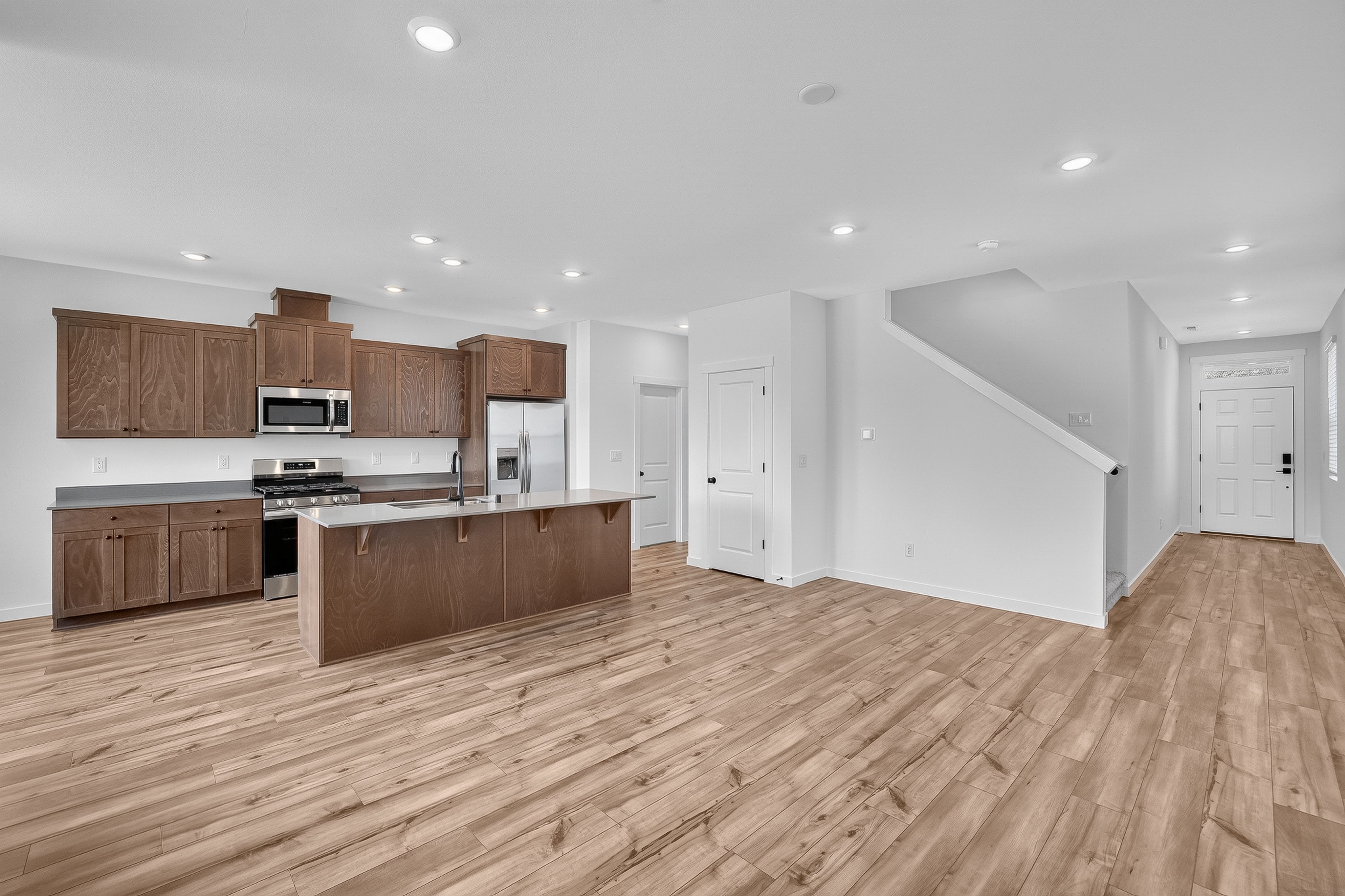 Alder And Ash Aubrey 7