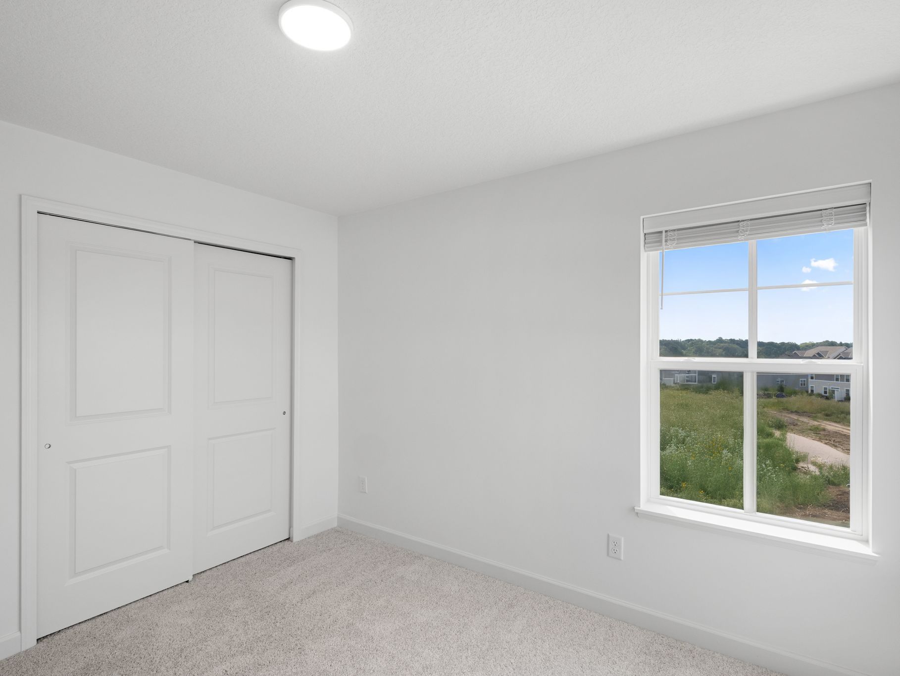 6 Waterford Richmond QMI H S8210 Bedroom 3of3 F2