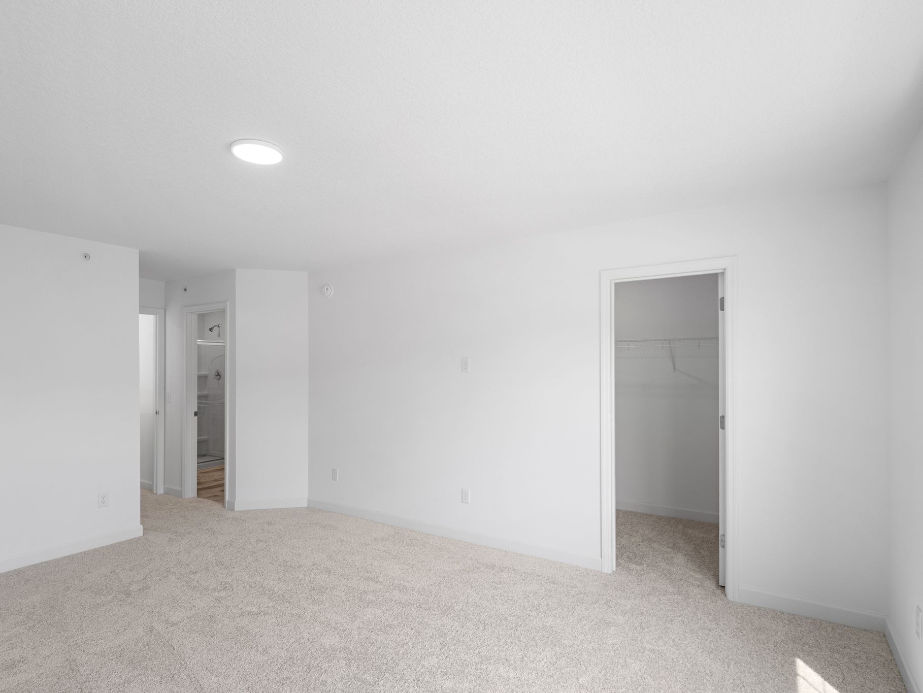 18 Waterford Richmond QMI H S8210 Owners Bedroom 2of2 F2
