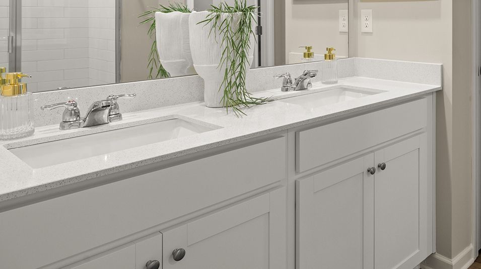 2211 Boston Owners Bath 1of3 F2 Base2