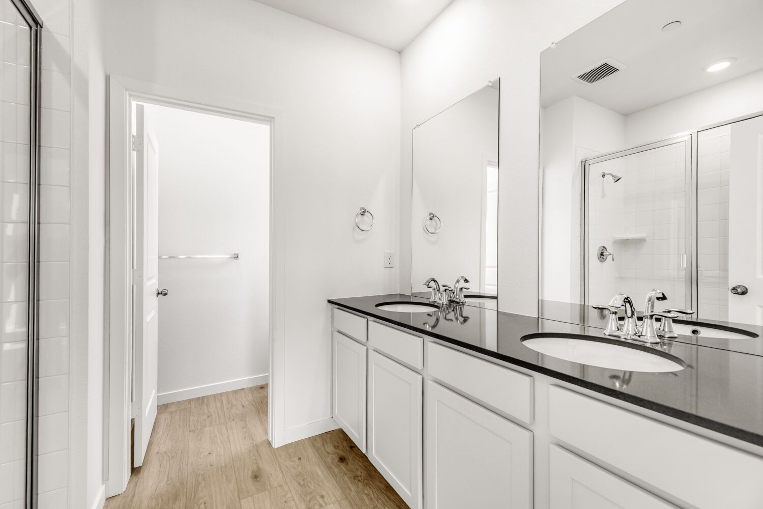 7639 S Mobile Way   Web Quality   008   08 Primary Bathroom