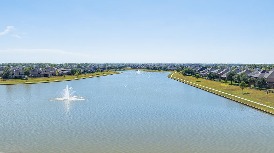 Estates Sterling Lakes Amenity Lakes Aerial 1of3