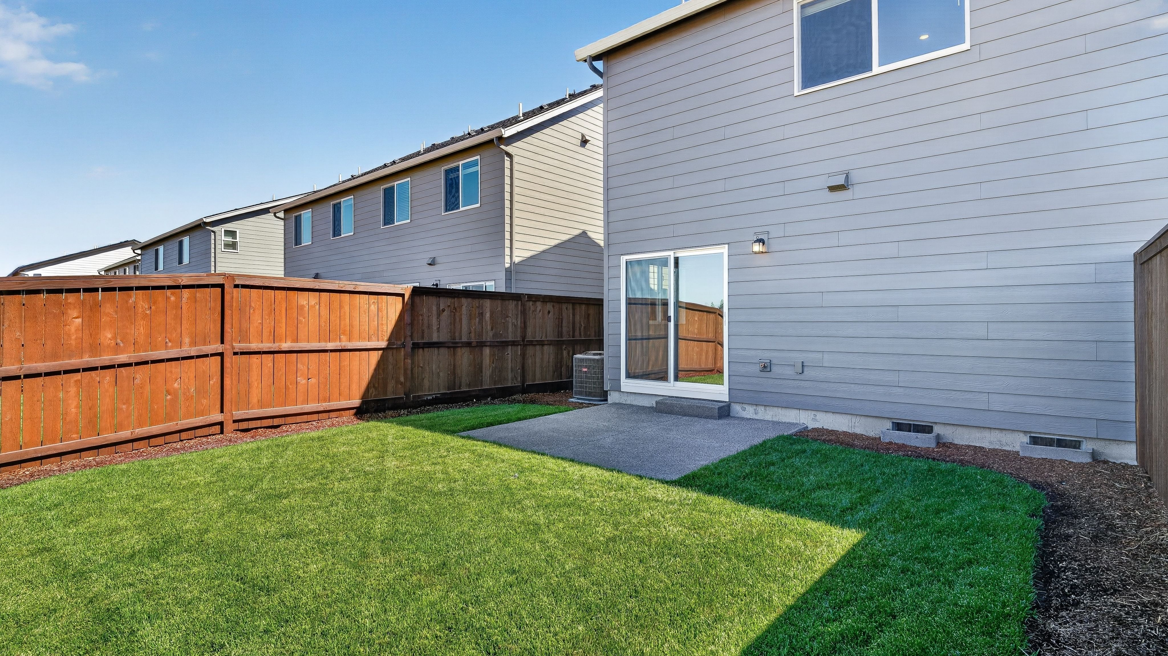 Curry Meadows Helena 30
