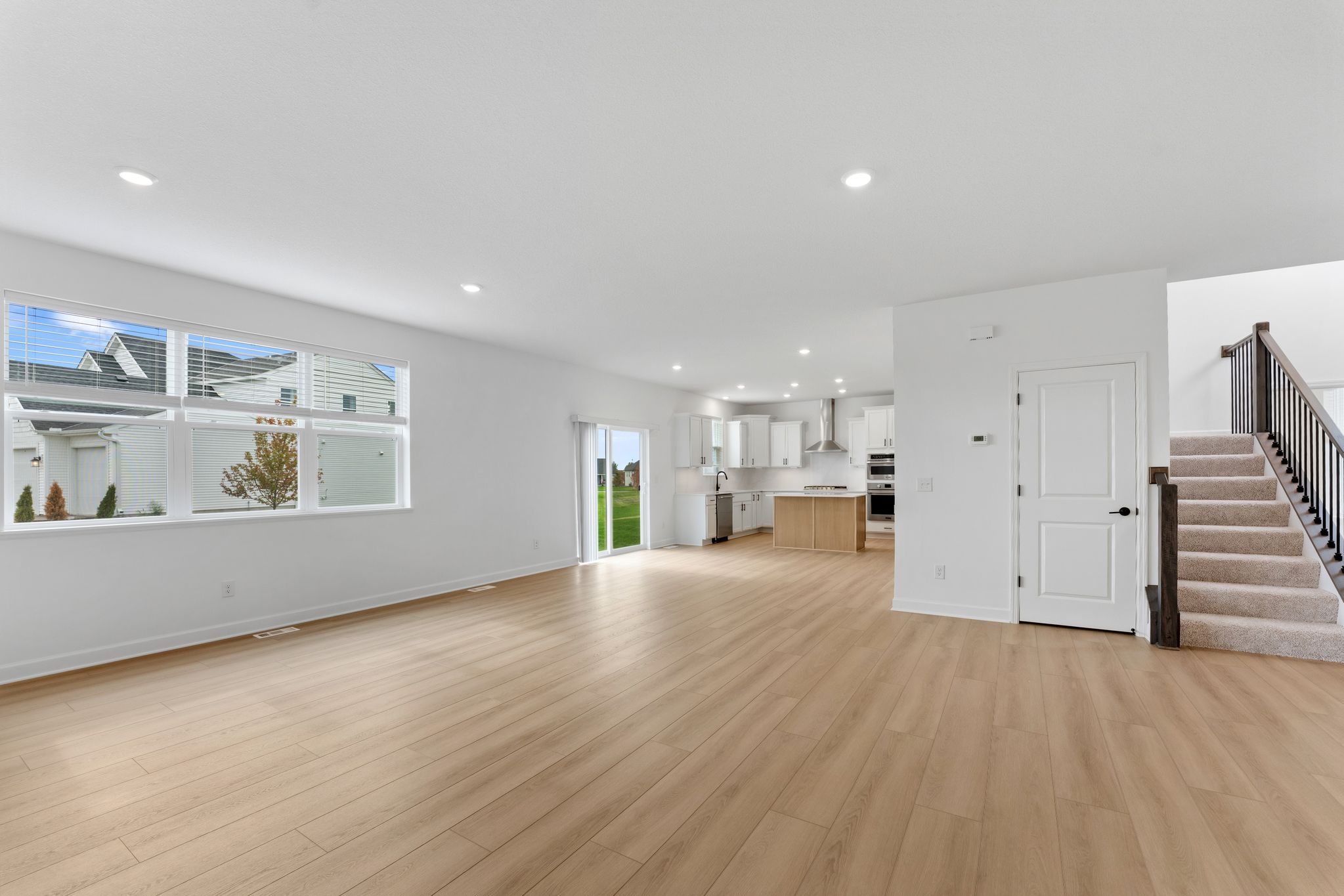 11 Timber Creek Springfield QMI H S3401 Great Room 4of4 F1