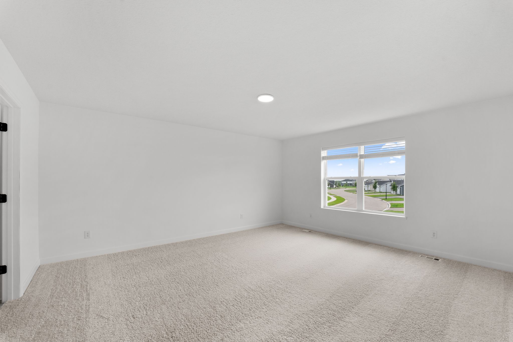 16 Timber Creek Springfield QMI H S3401 Owners Bedroom F2