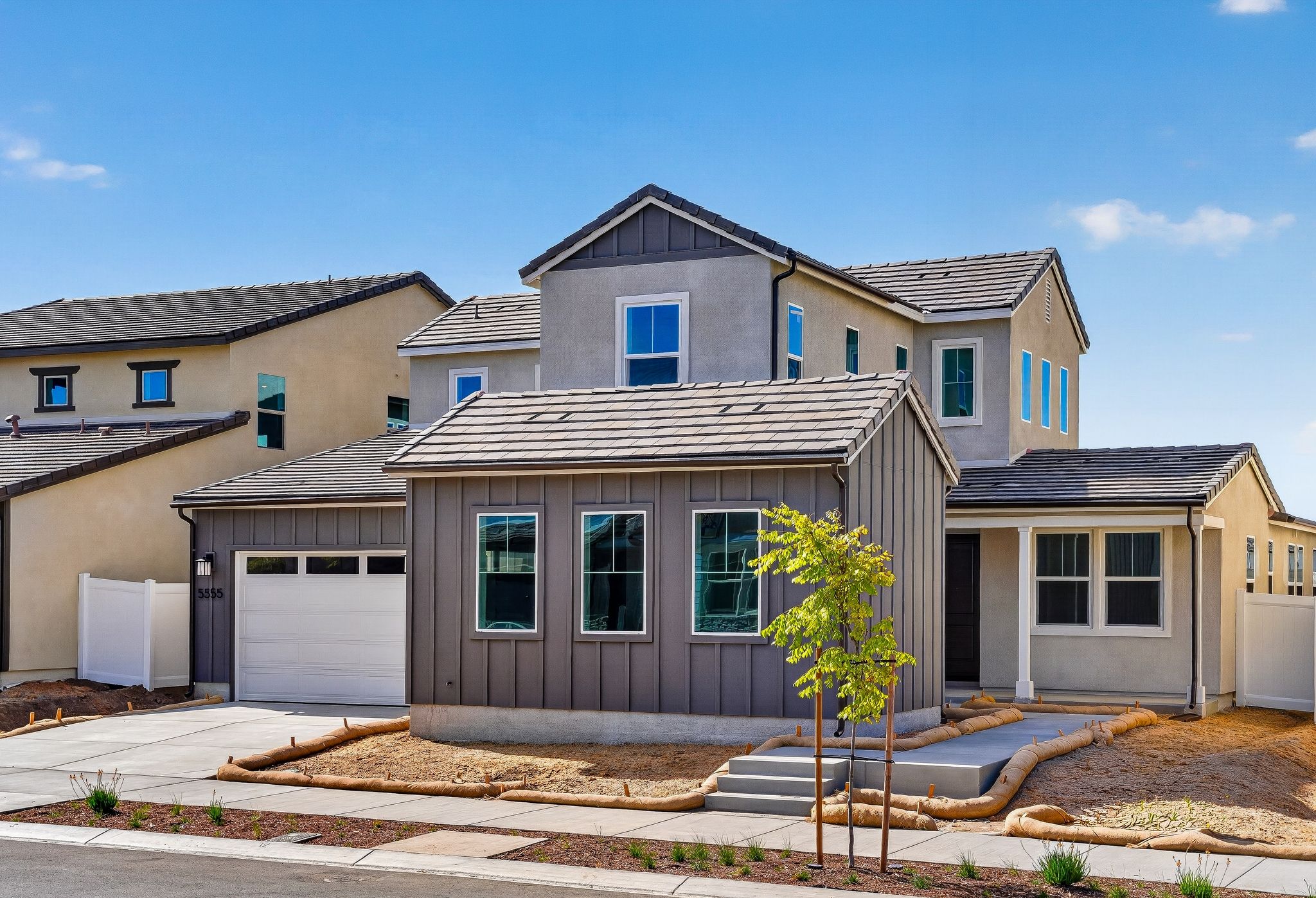 5555 Dora Way (Mahogany 1)