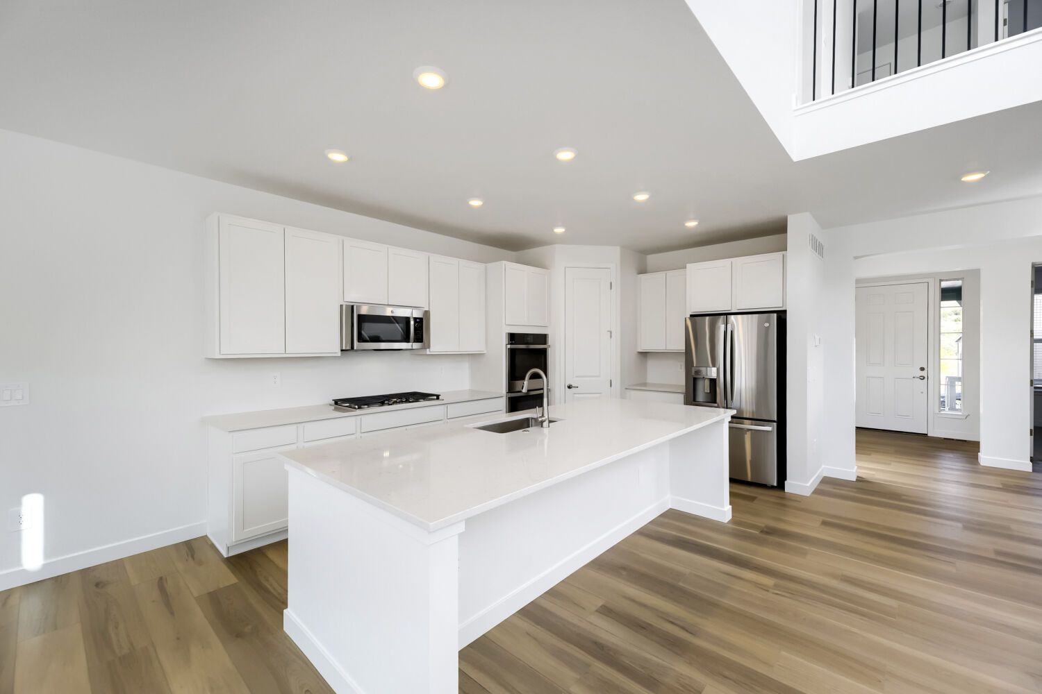4040 Buttongrass Trl   Web Quality   004   04 Kitchen