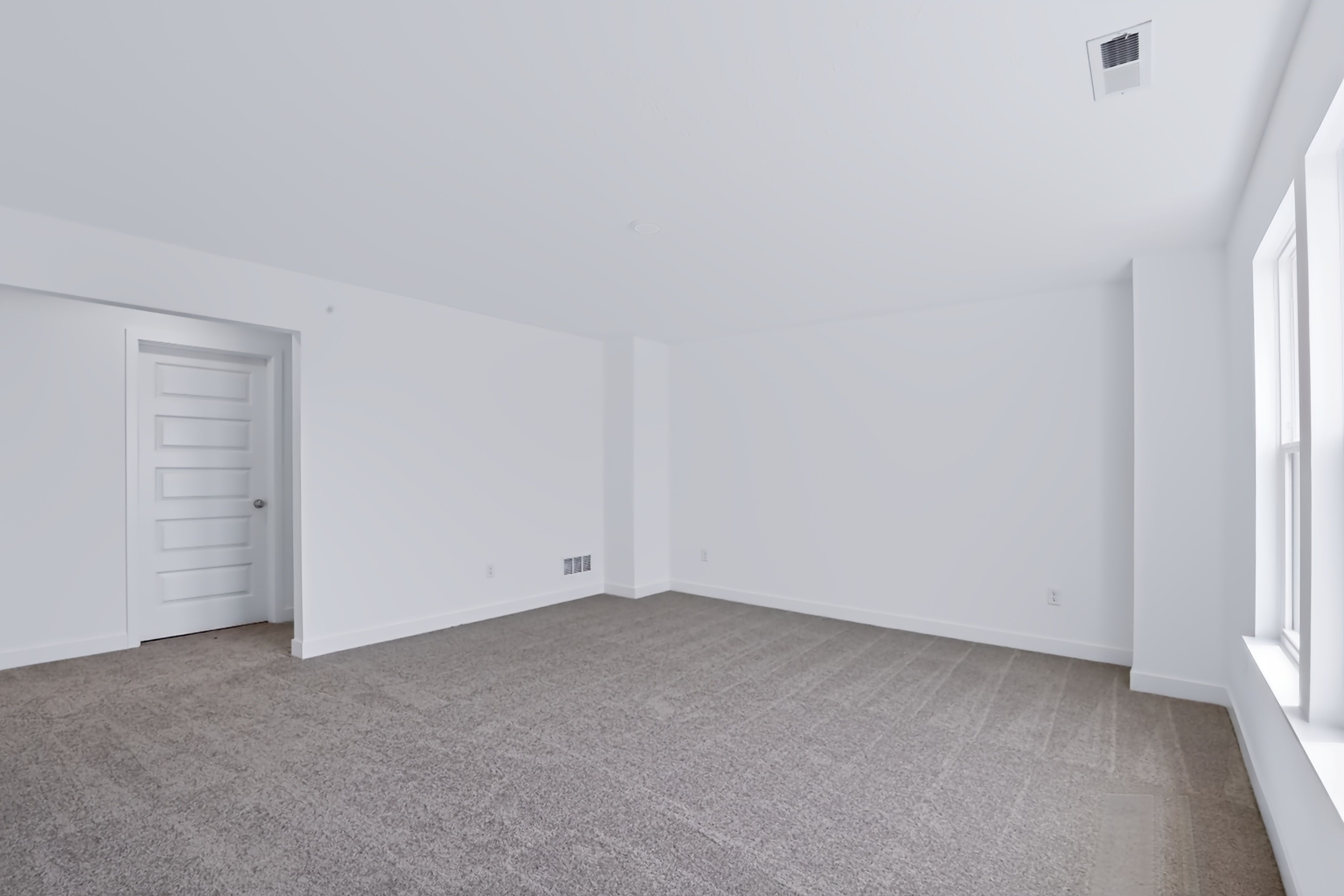 Lincoln Place HS 50 Loft 1 of 2