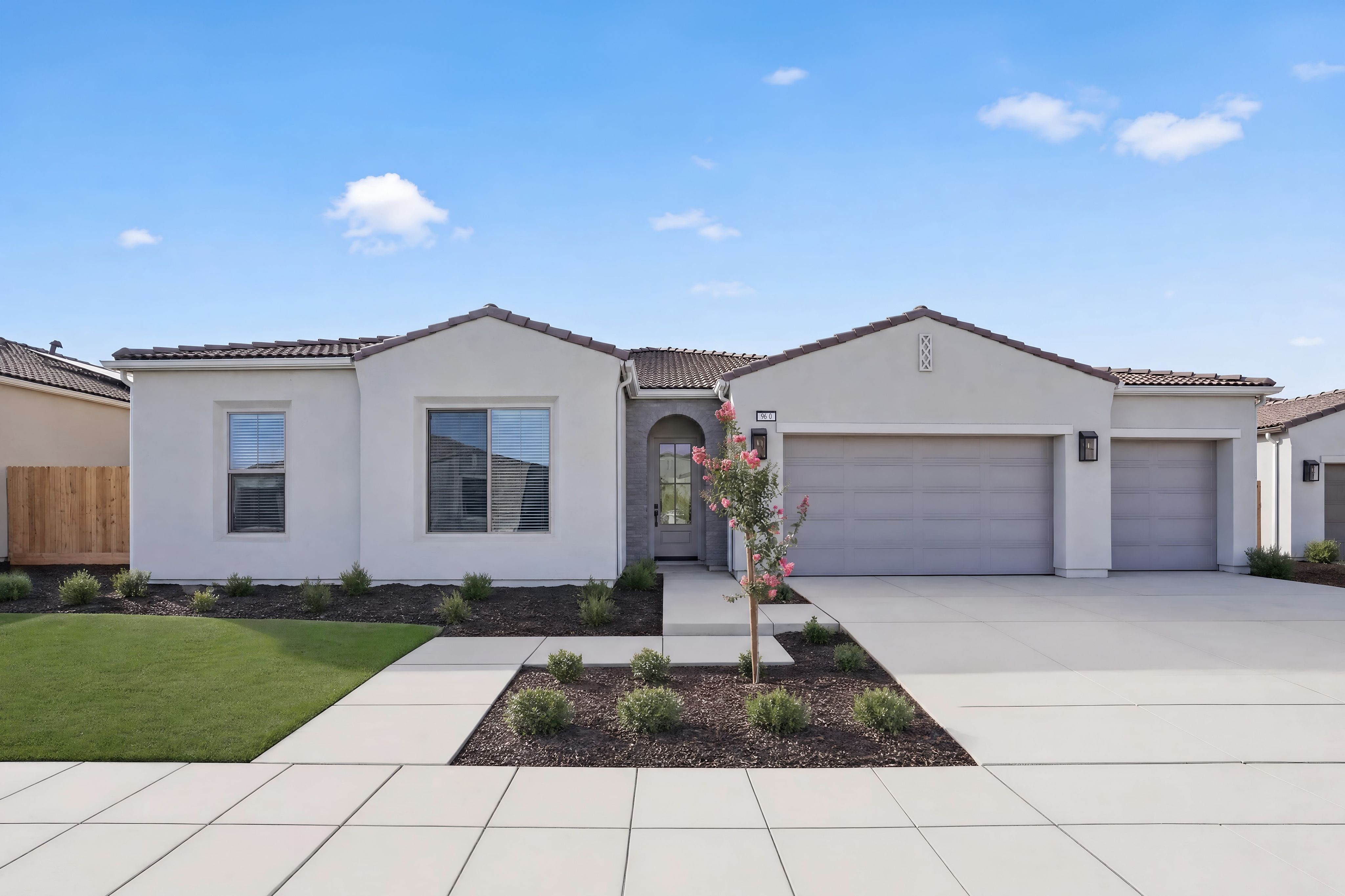 960 Summit Way W (Baile)