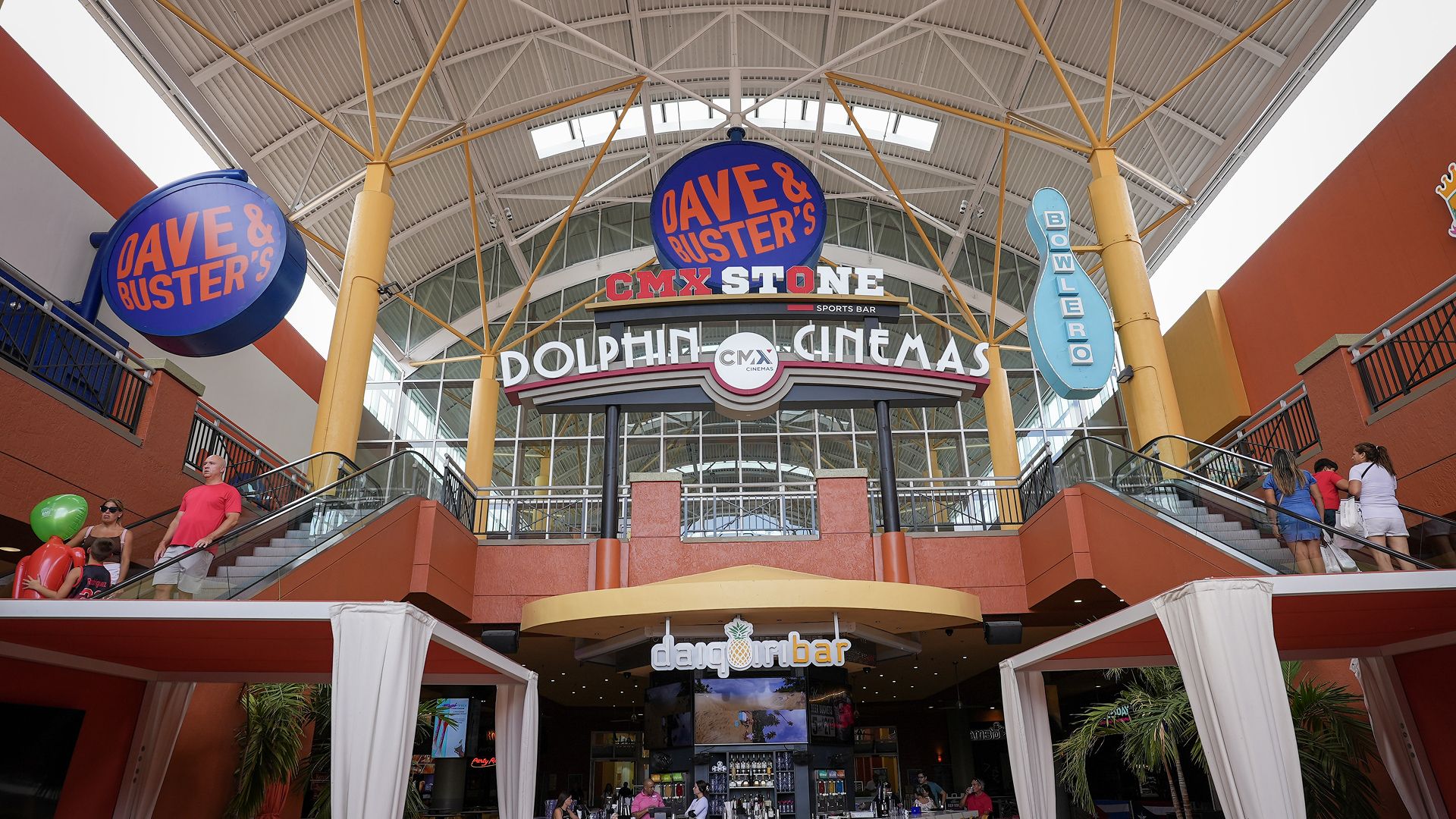 Miami Dolphin Mall 1of2