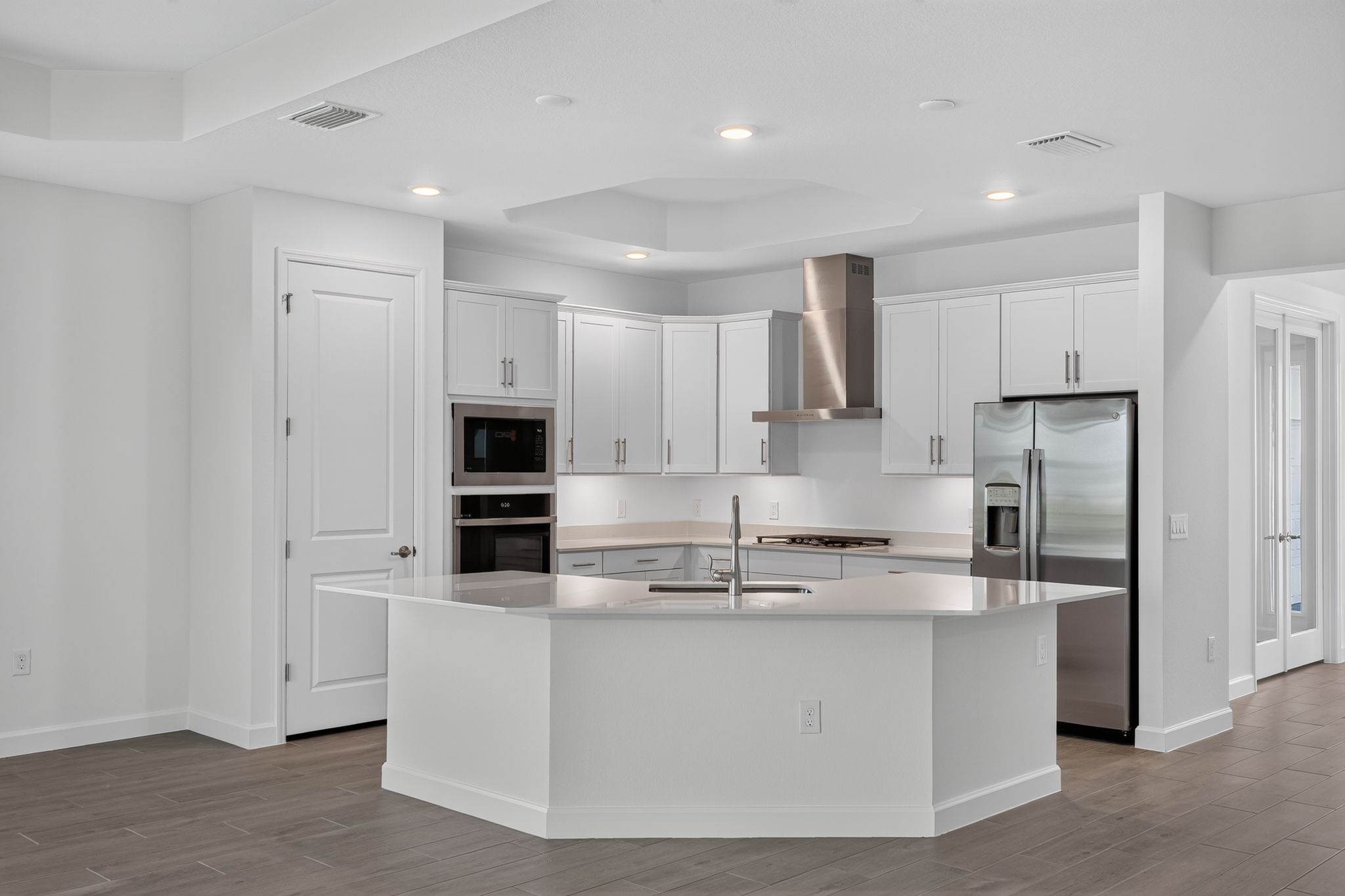 12 15398 Grn Acrs Ave Kitchen 0182