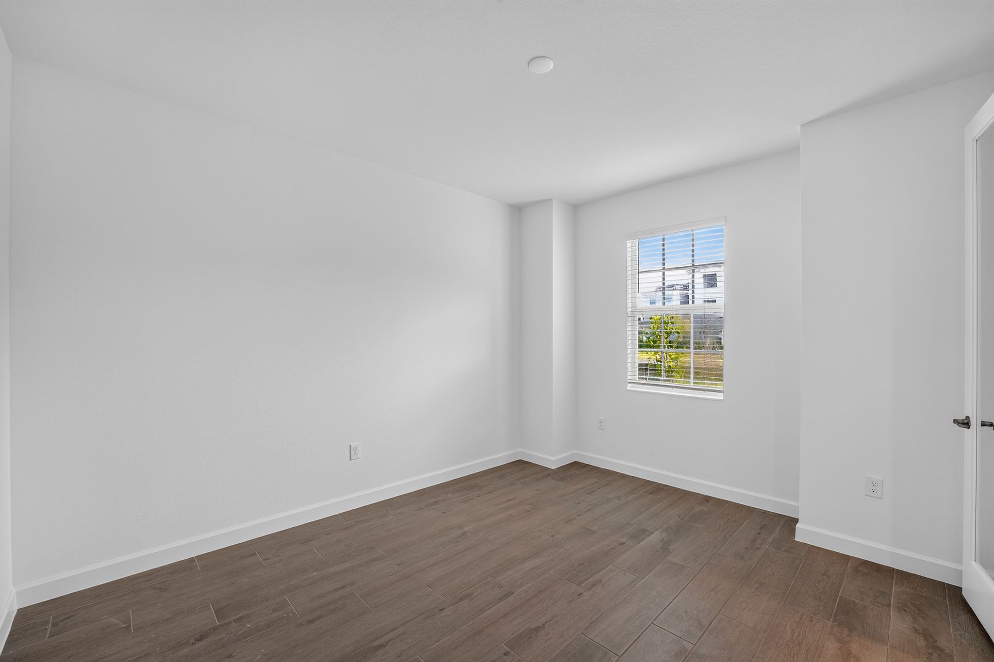 17 15398 Grn Acrs Ave Bedroom 0140