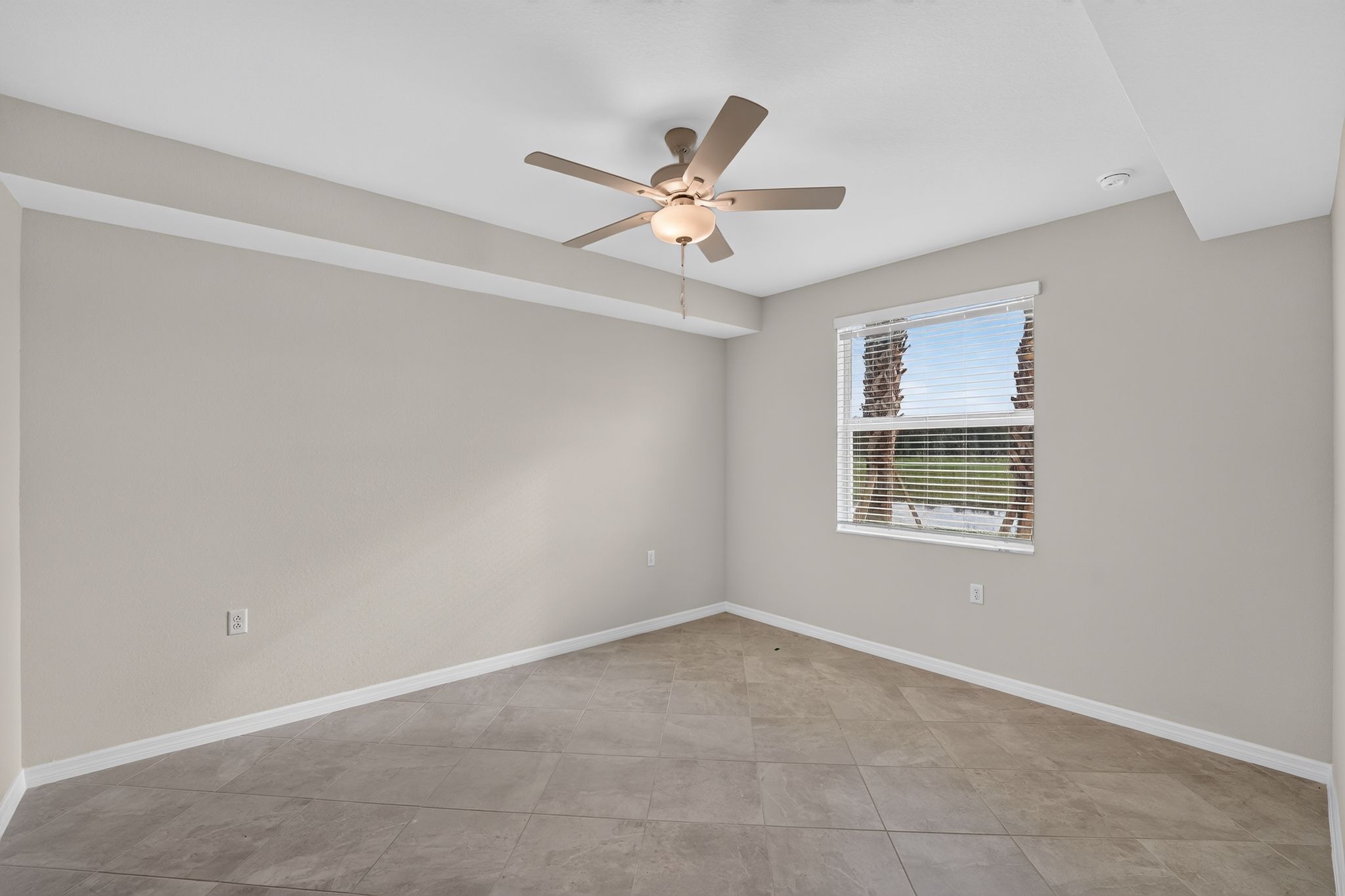 12 15835 Grn Acrs Ave 3315 Bedroom 0083