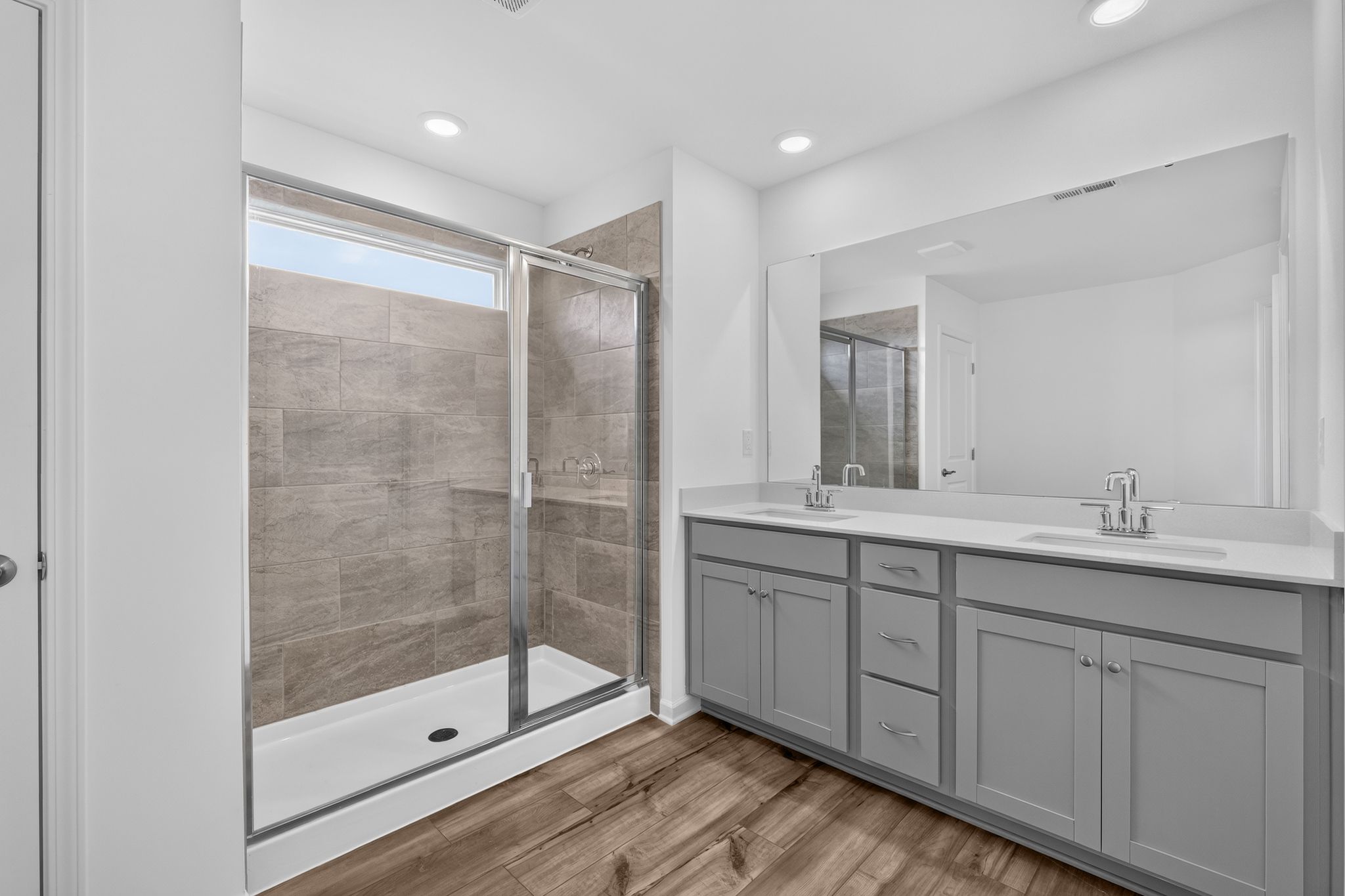 Redhawk Glen Abbey 16
