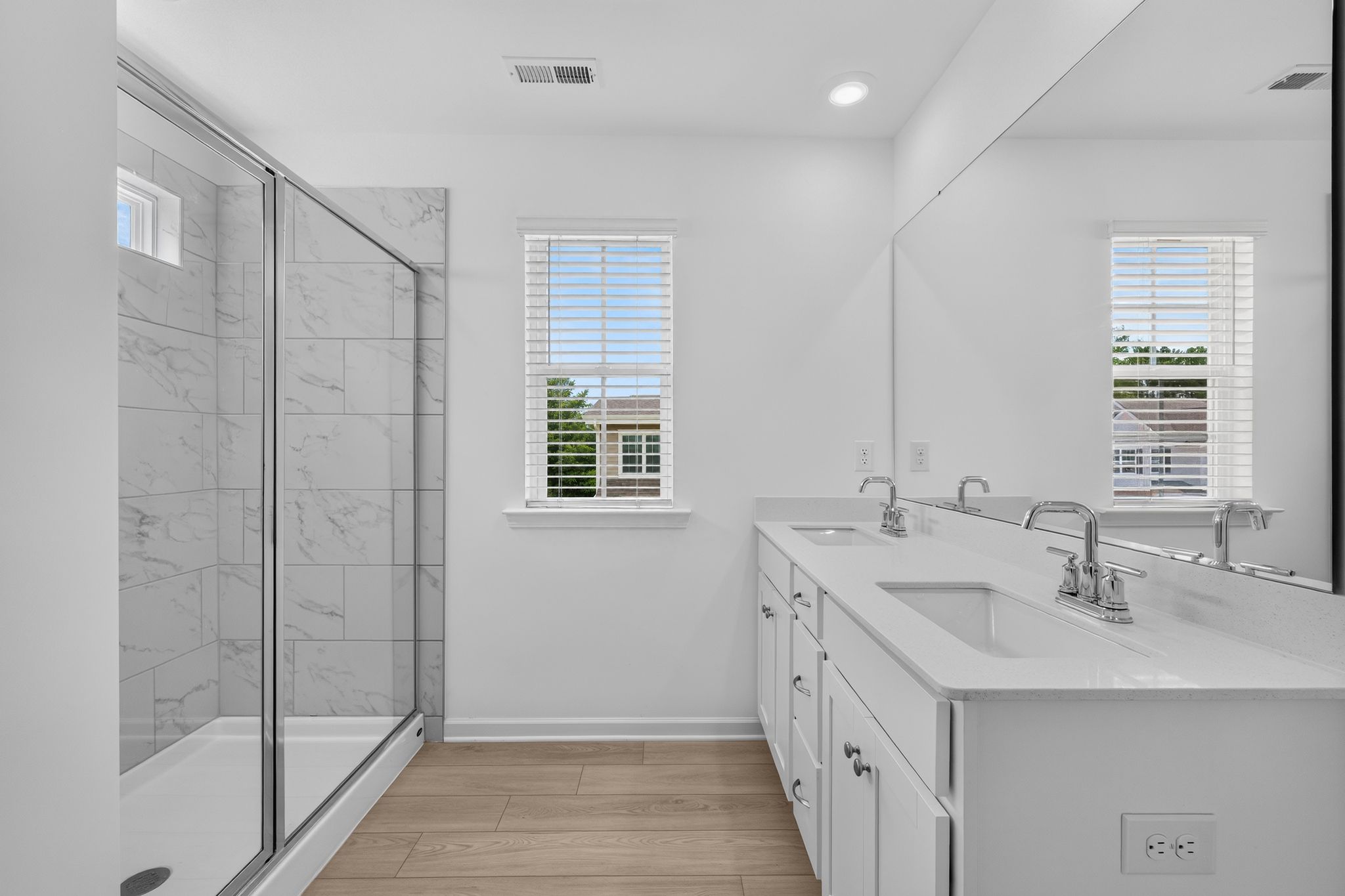 Redhawk Glen Carlton 18