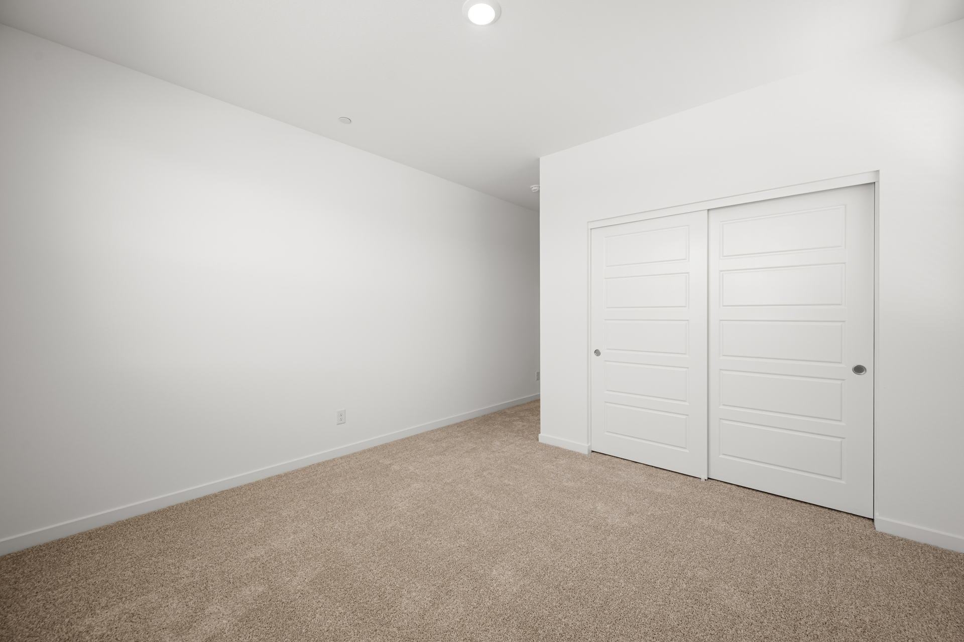 Lennar1429 Bianca Falls Drive05