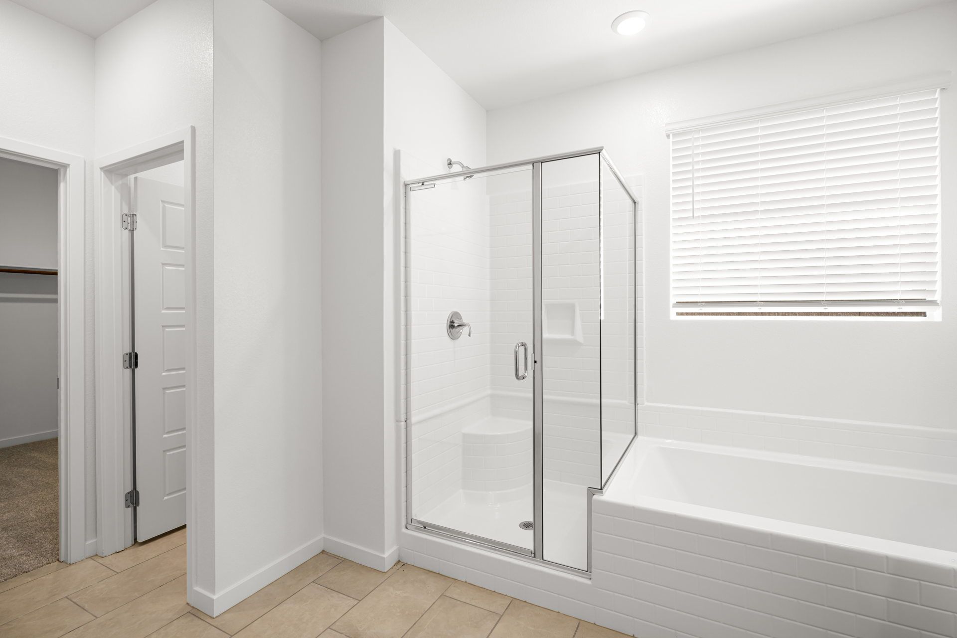 Lennar1429 Bianca Falls Drive12