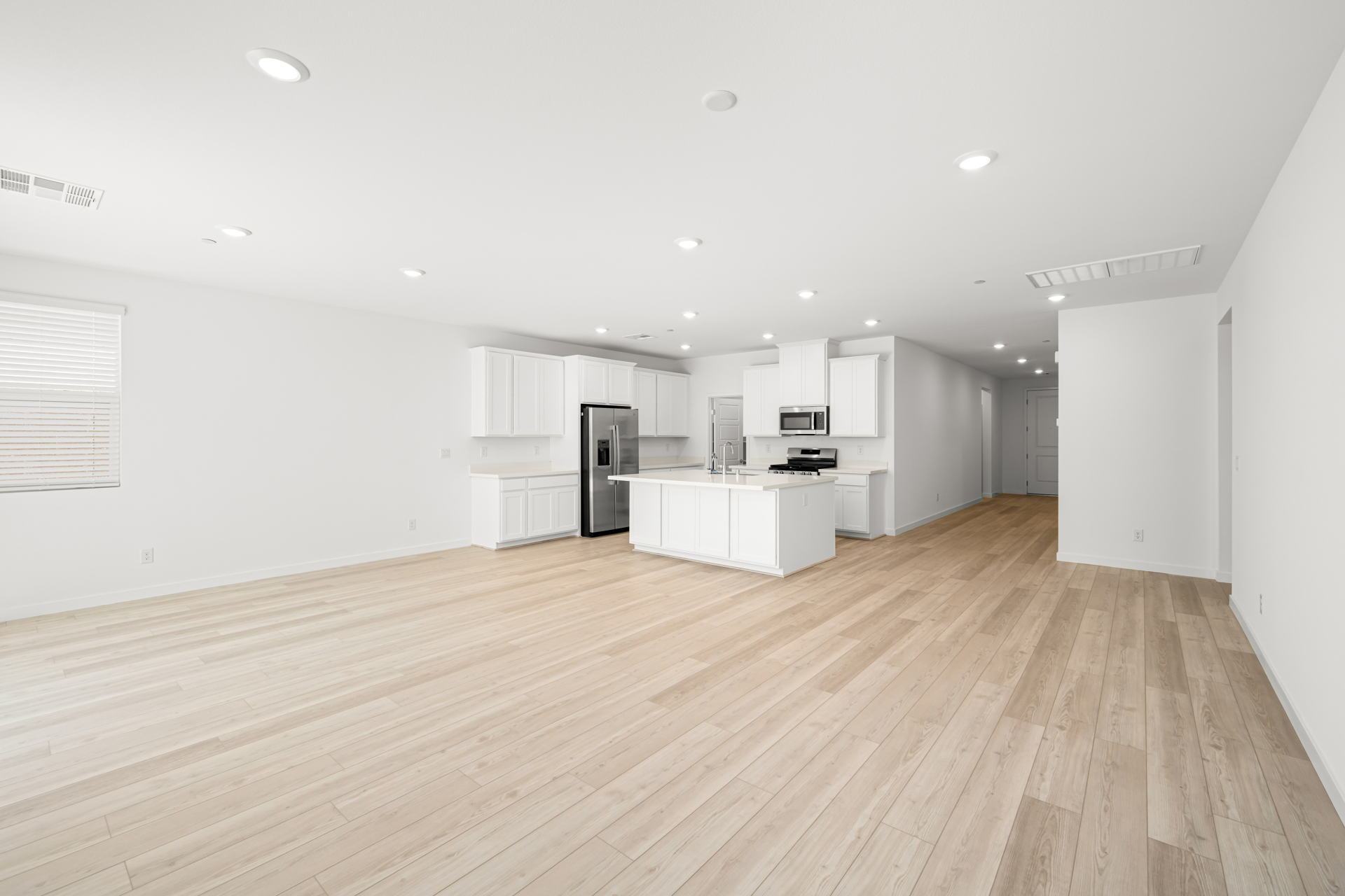 Lennar1429 Bianca Falls Drive16