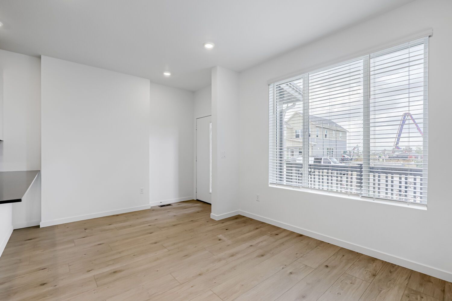 14905 Oneida St #3 Great Room