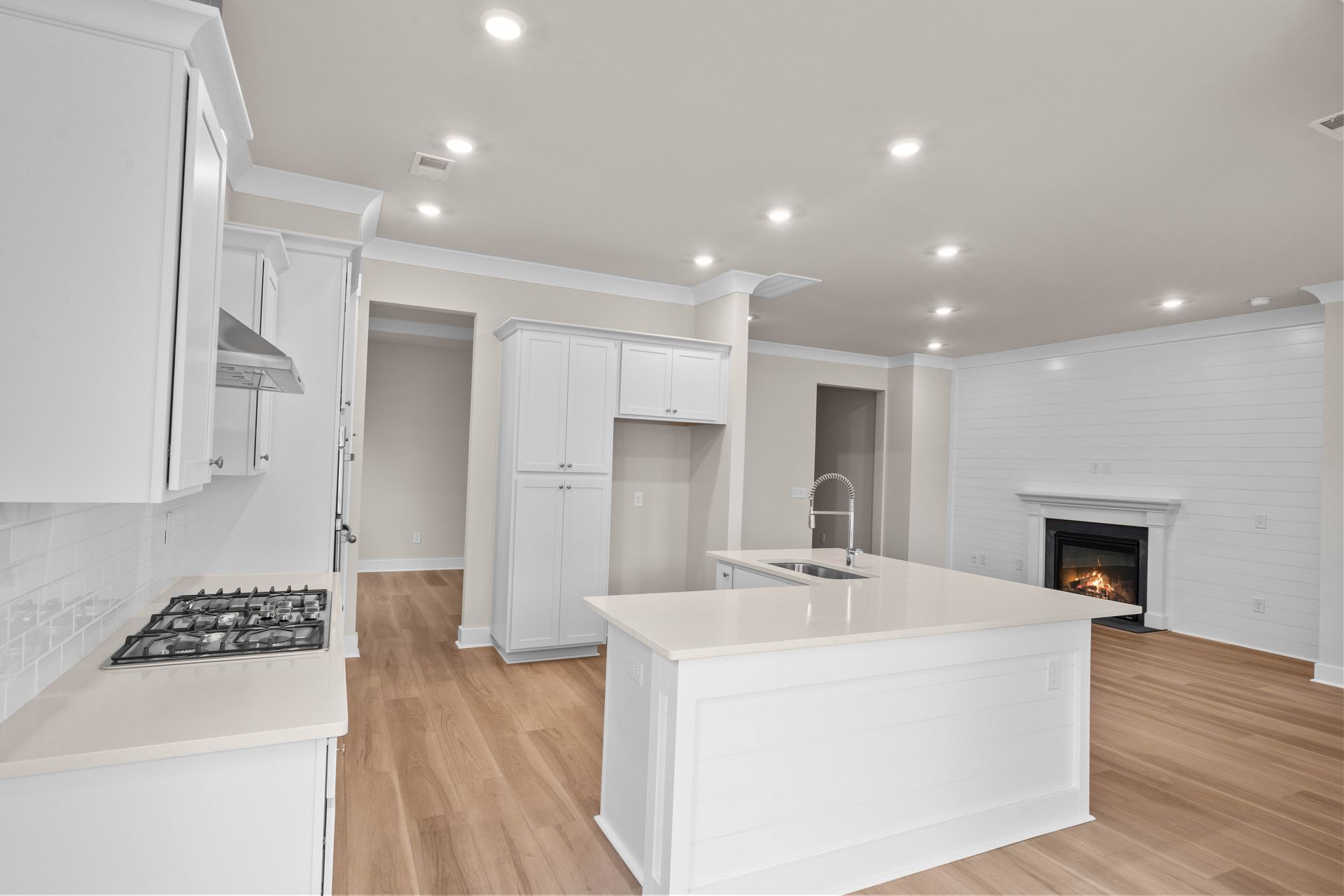 213 Atlantic Breeze kitchen (3)   add