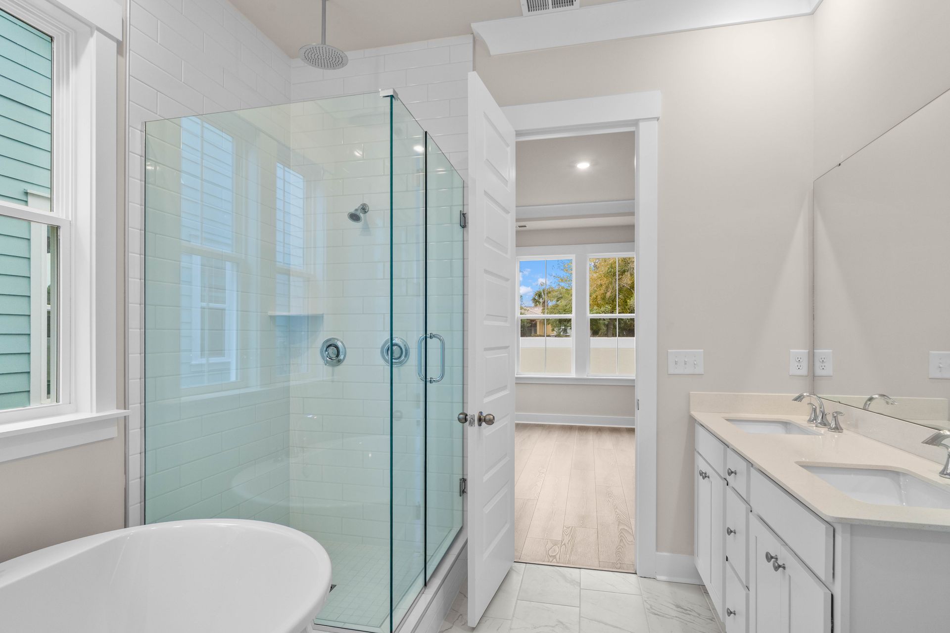 213 Atlantic Breeze bathroom (2)   add