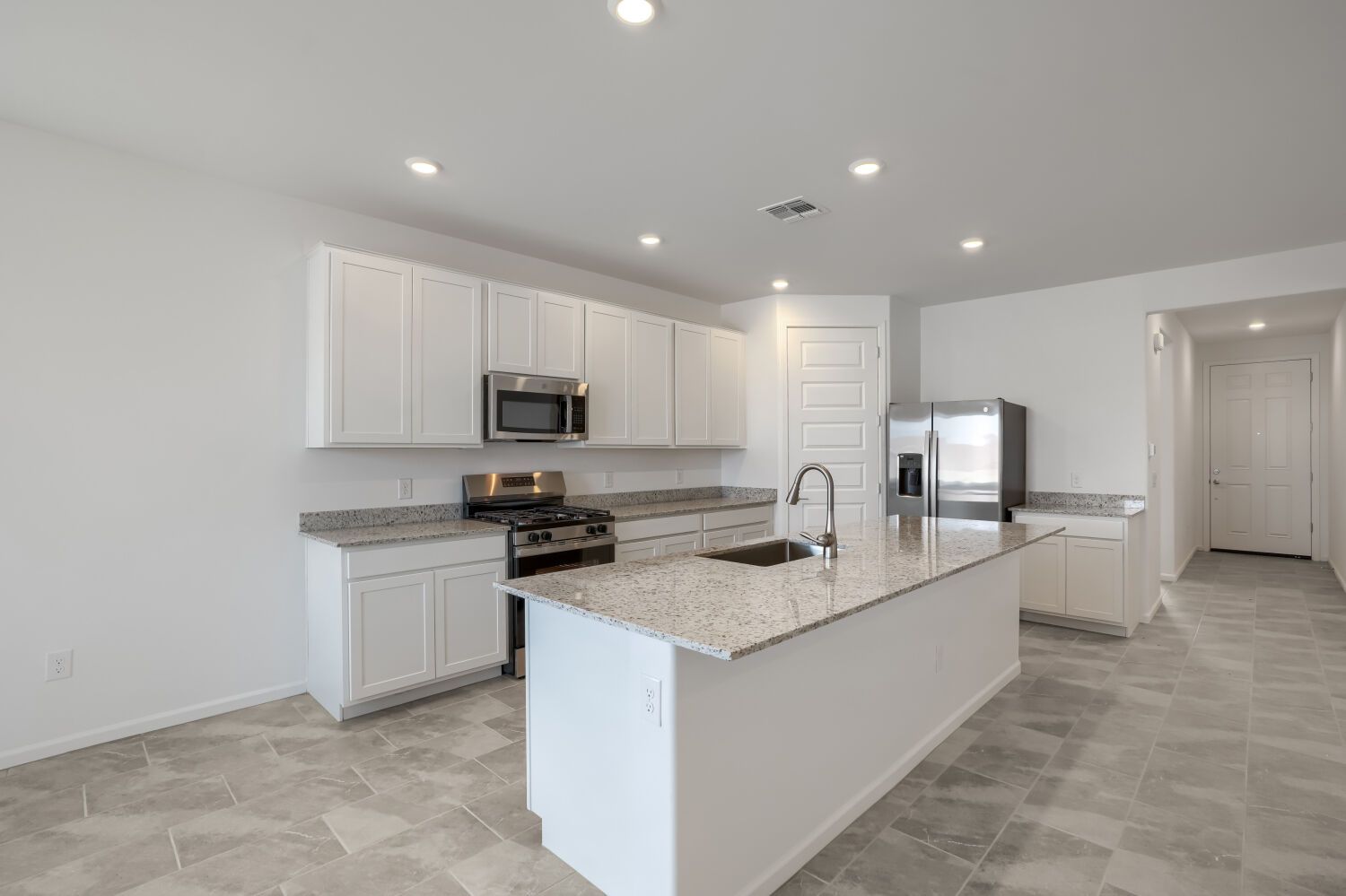 8154 S Charles Young Wy   Web Quality   005   05 Kitchen