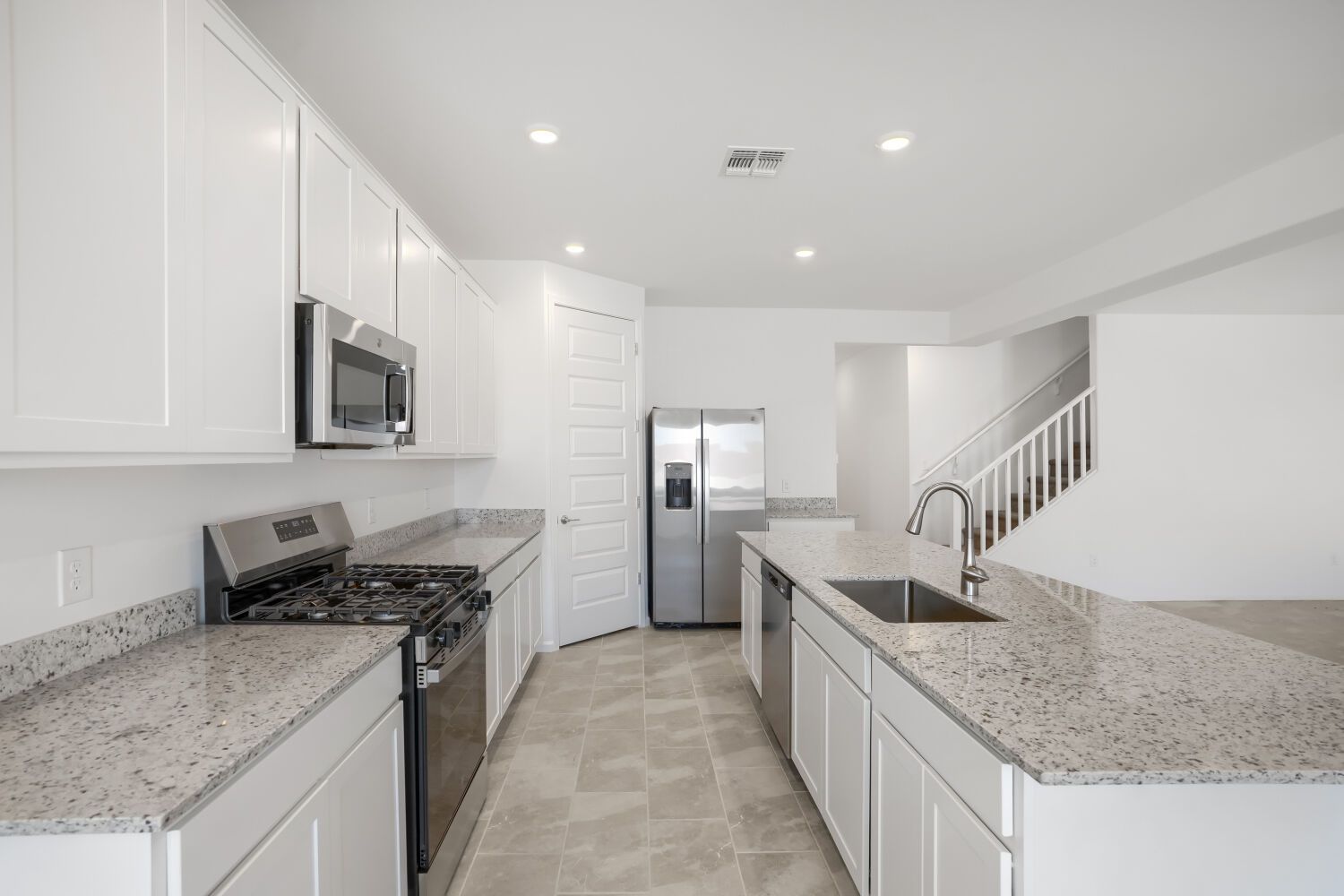8154 S Charles Young Wy   Web Quality   006   06 Kitchen