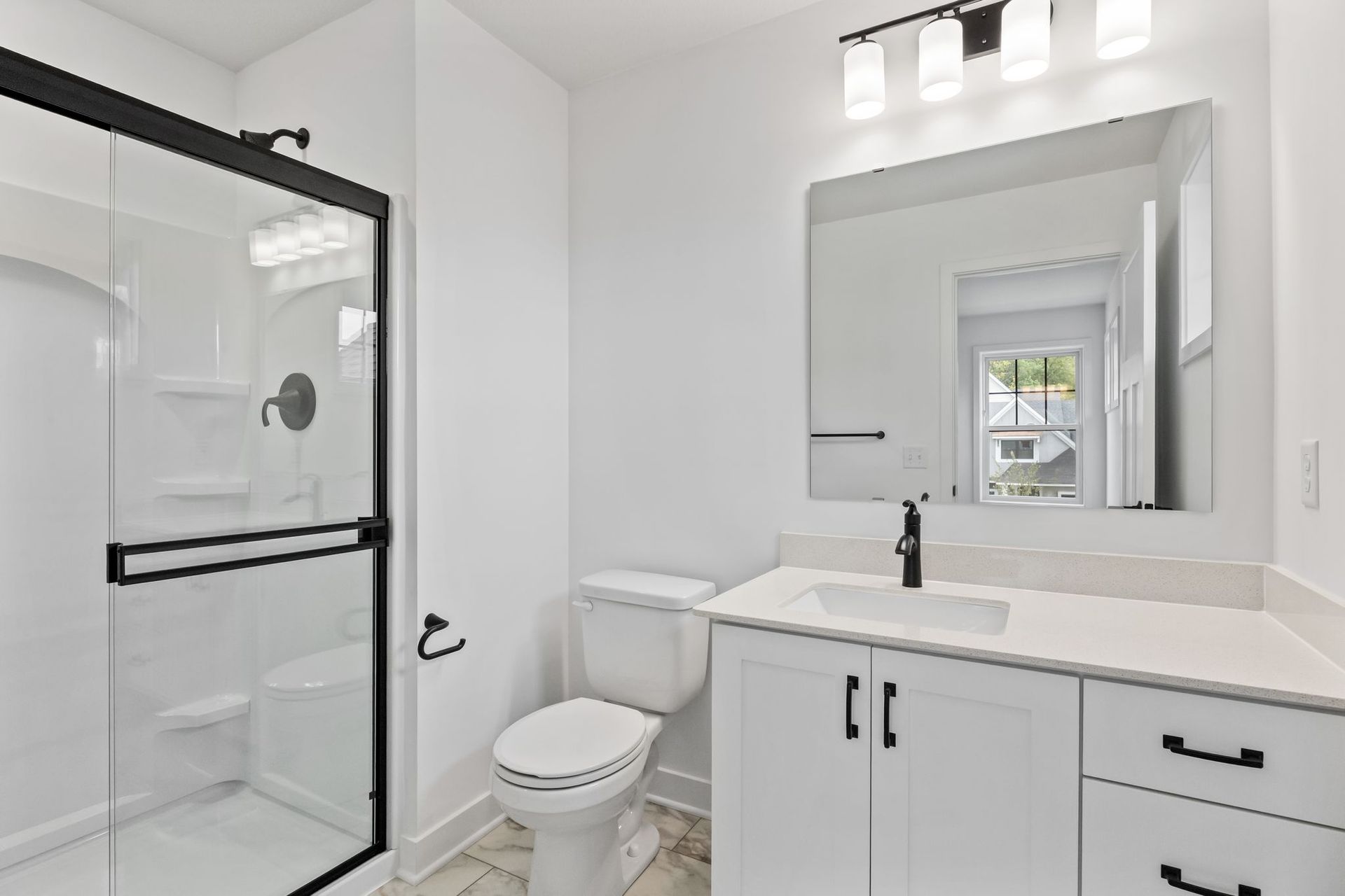 3 Royal Club Charlotte QMI H S22145546101 Bathroom 2of2 F2