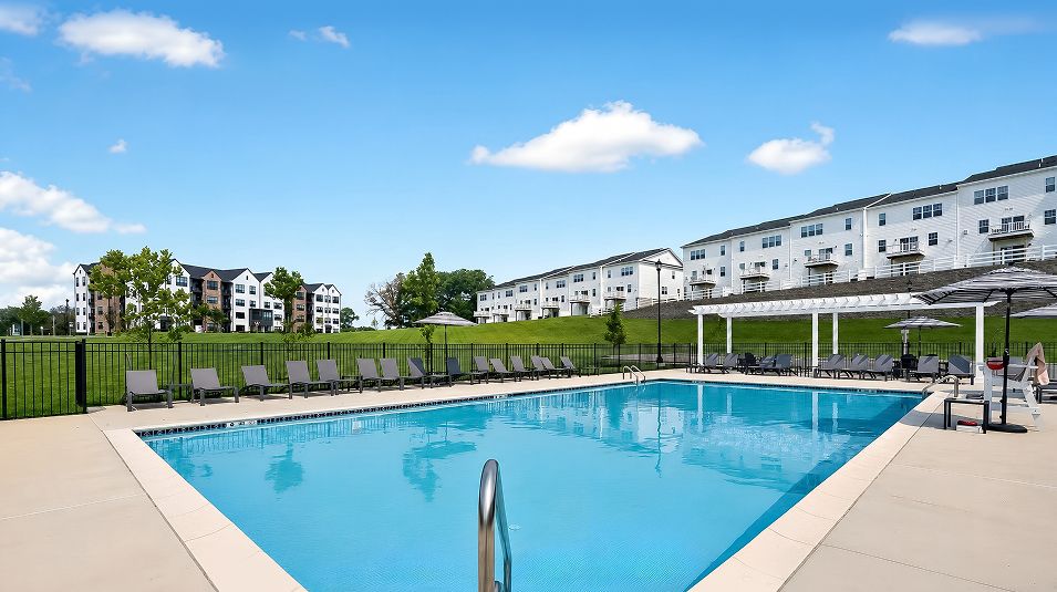 Valley View Park Amenity Pool 1of3
